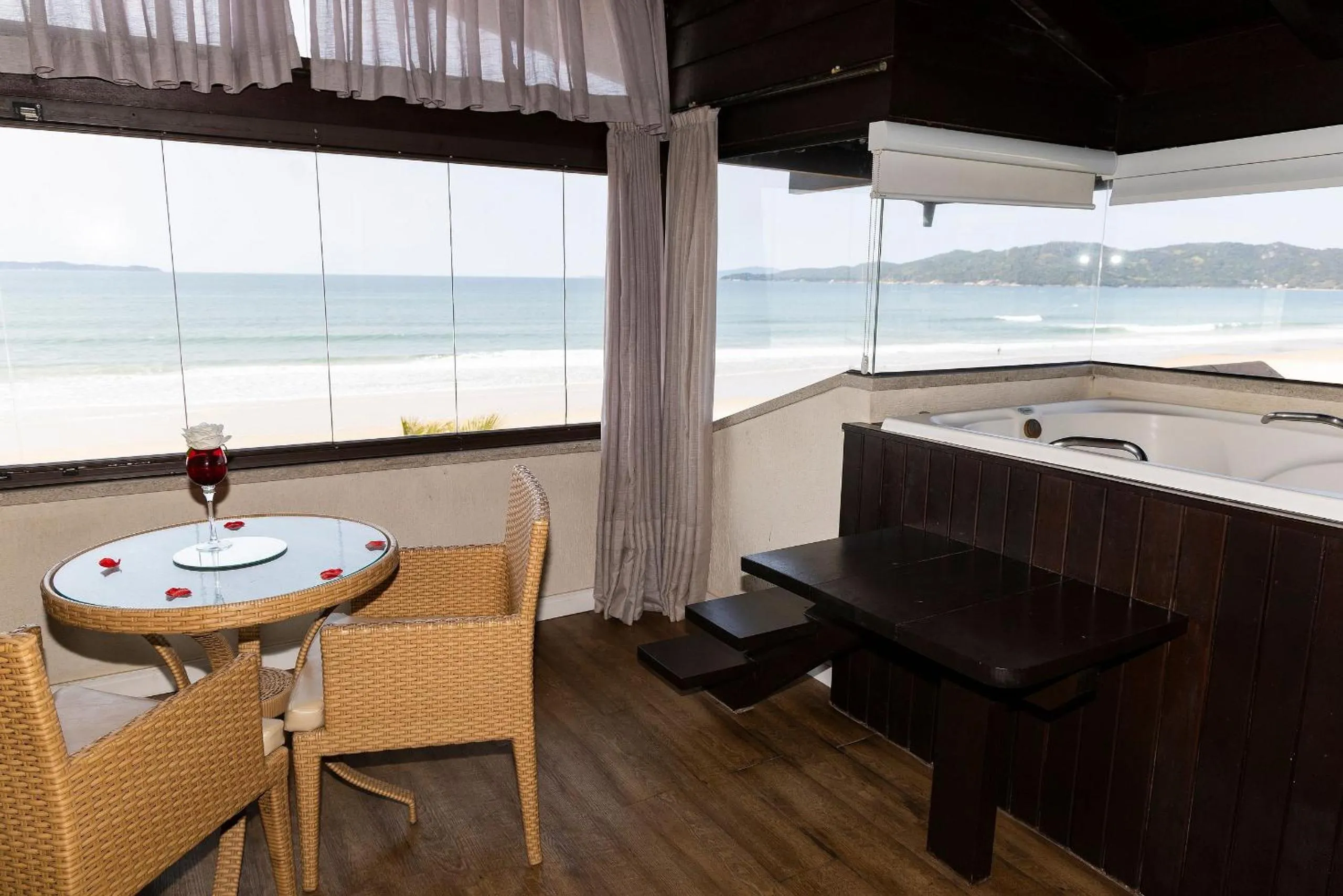 Hot Tub in Hospedaria Refugio das Galés