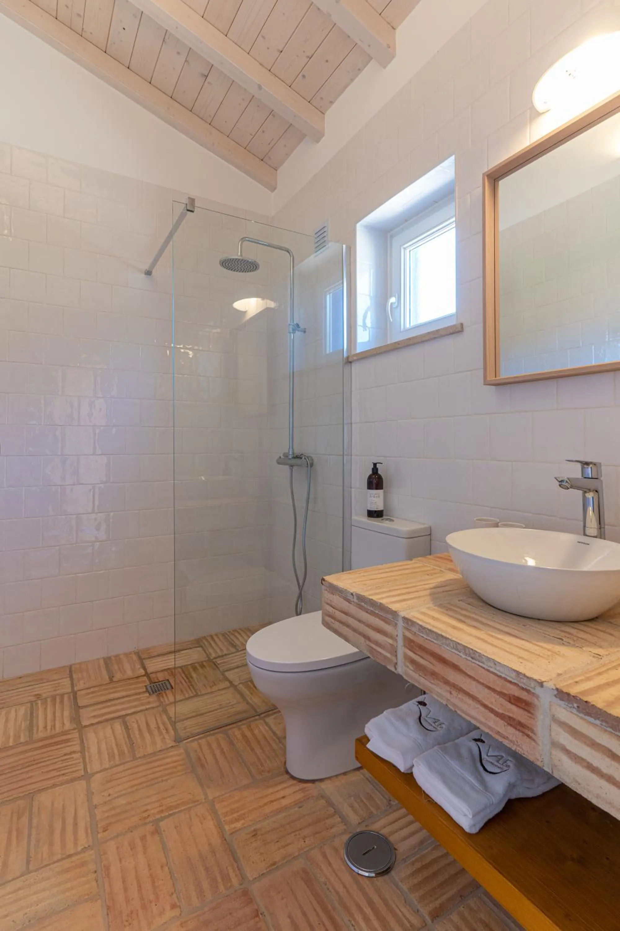 Shower in Vale da Cassiopeia