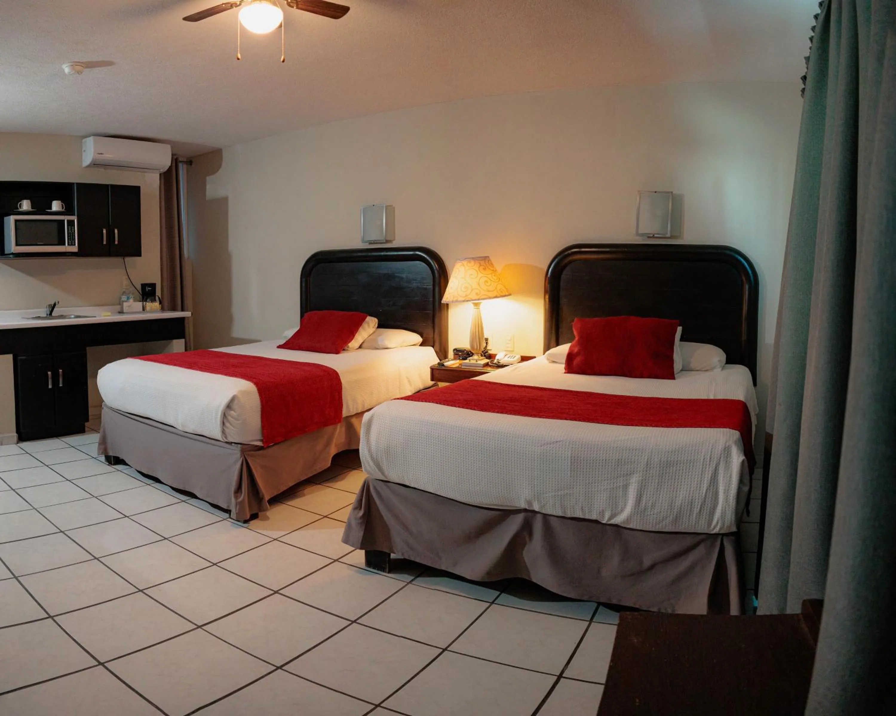 Photo of the whole room in Howard Johnson by Wyndham Guanajuato Leon Avenida