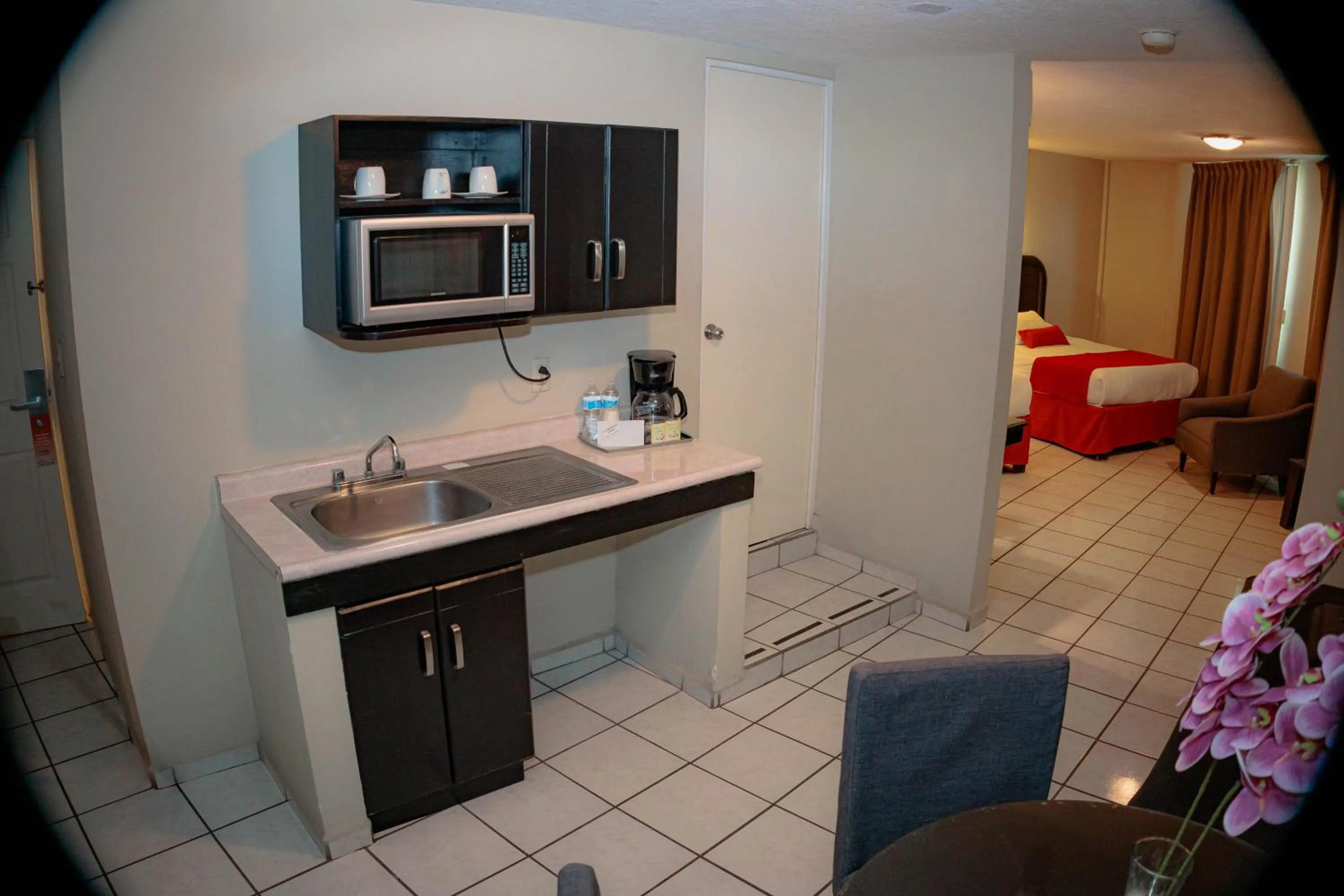 Photo of the whole room in Howard Johnson by Wyndham Guanajuato Leon Avenida