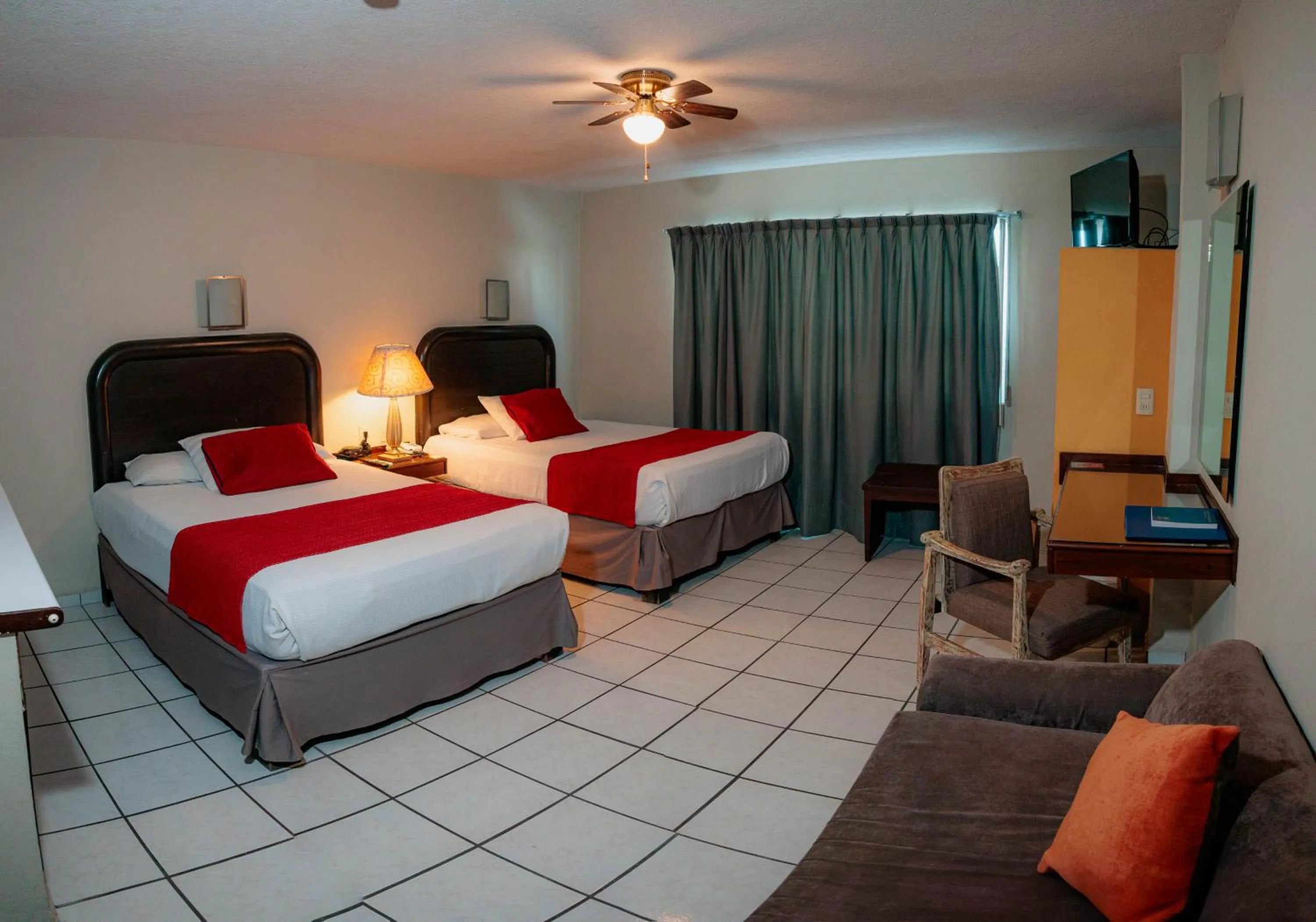 Photo of the whole room in Howard Johnson by Wyndham Guanajuato Leon Avenida