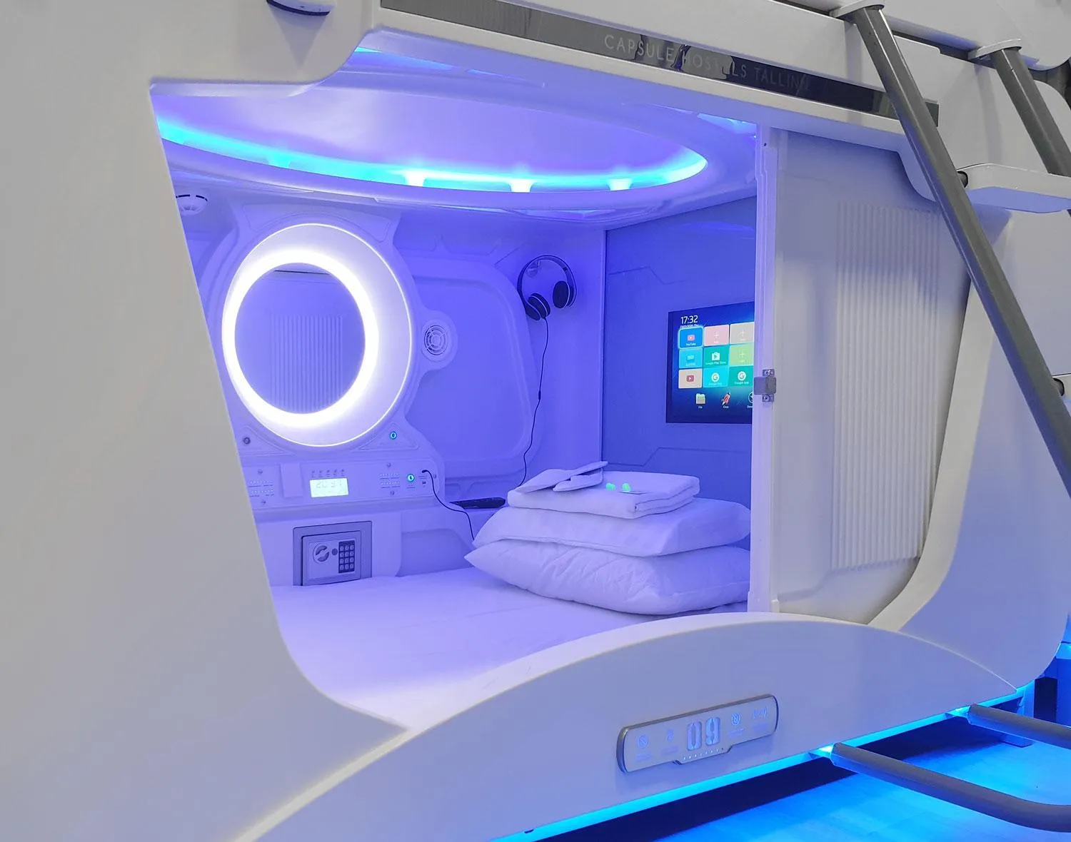 Bed in Capsule Hostels Tallinn