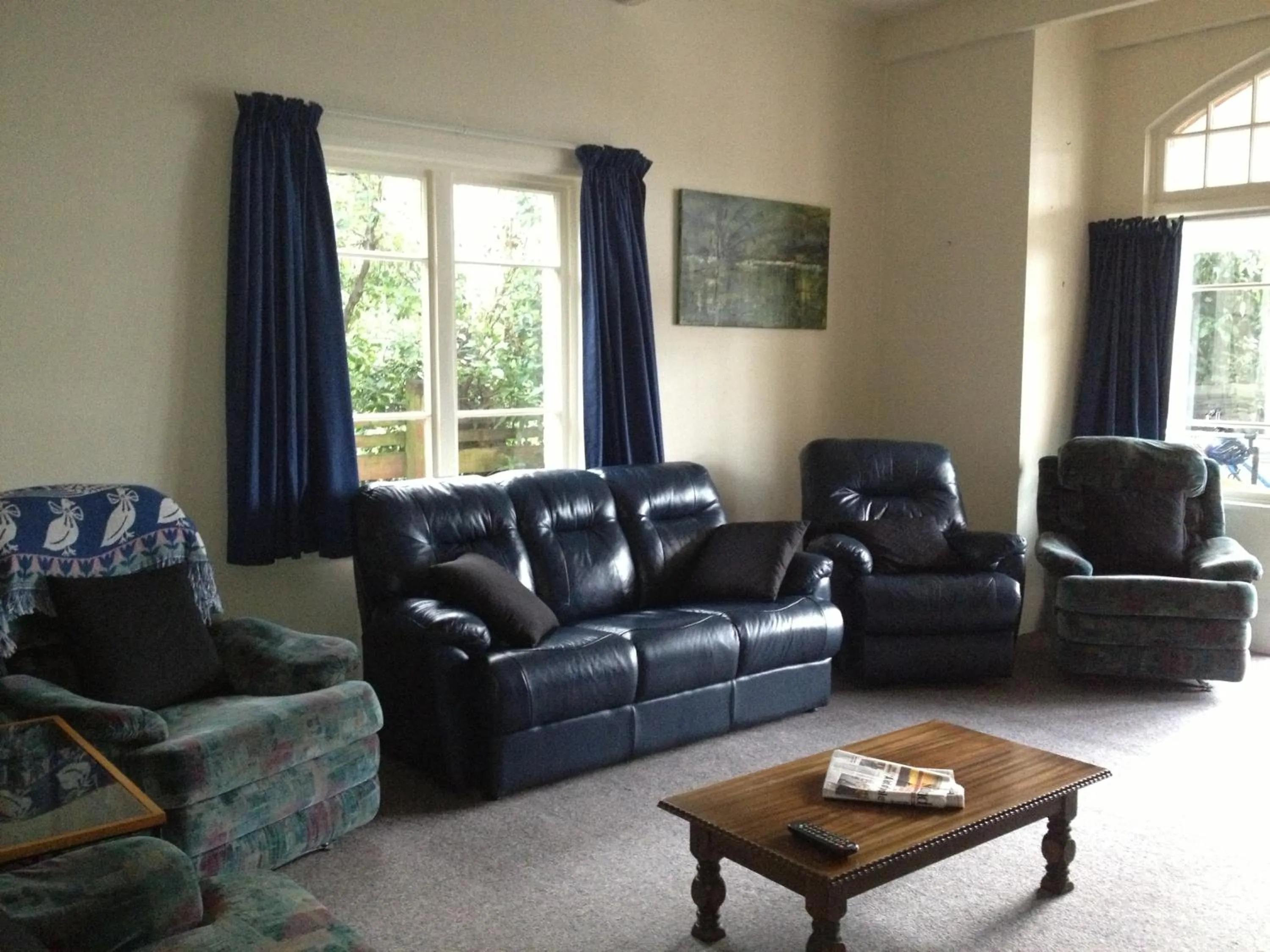 Living room in Lovett Lodge