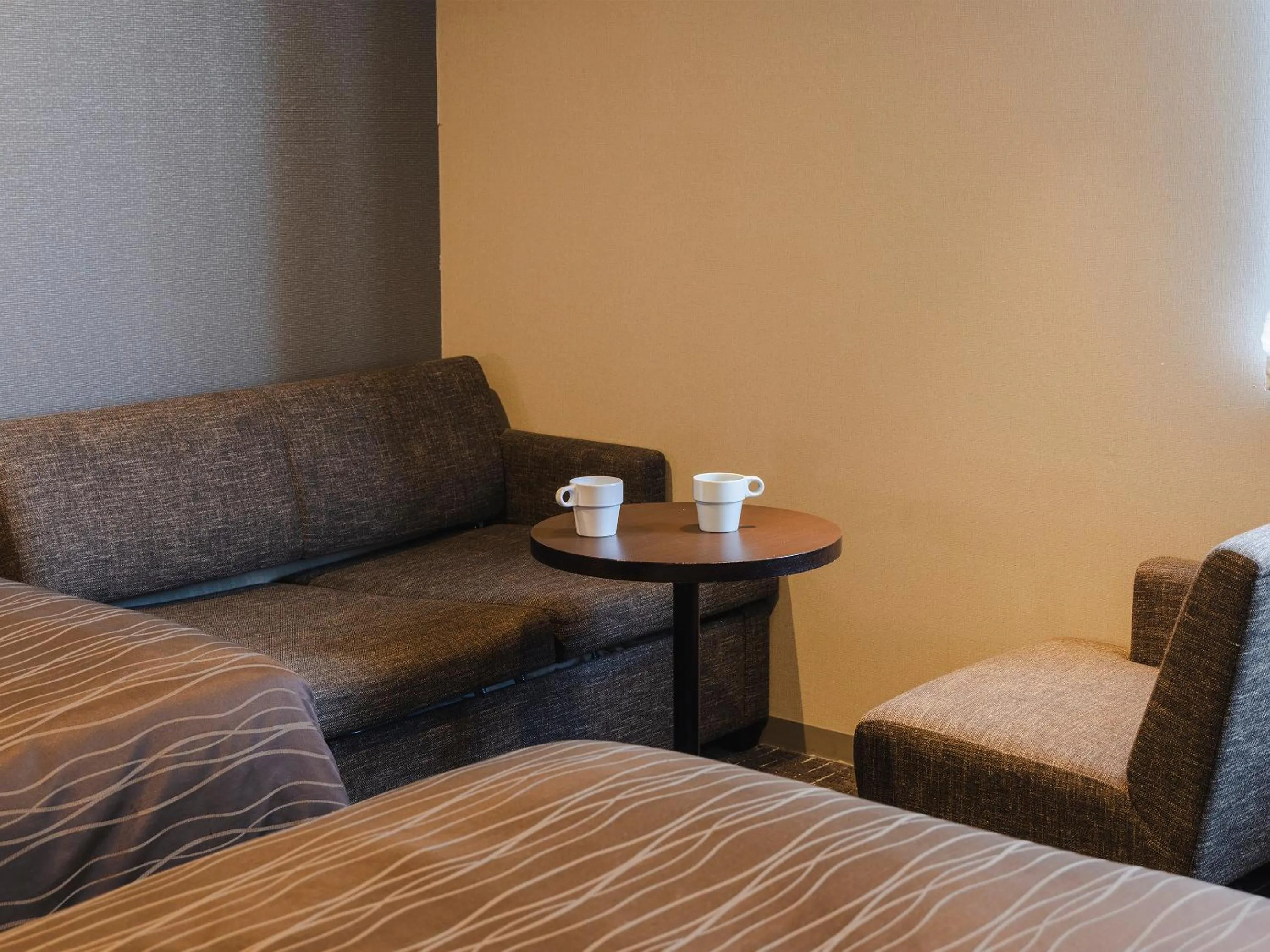 Photo of the whole room in Sendai Washington Hotel