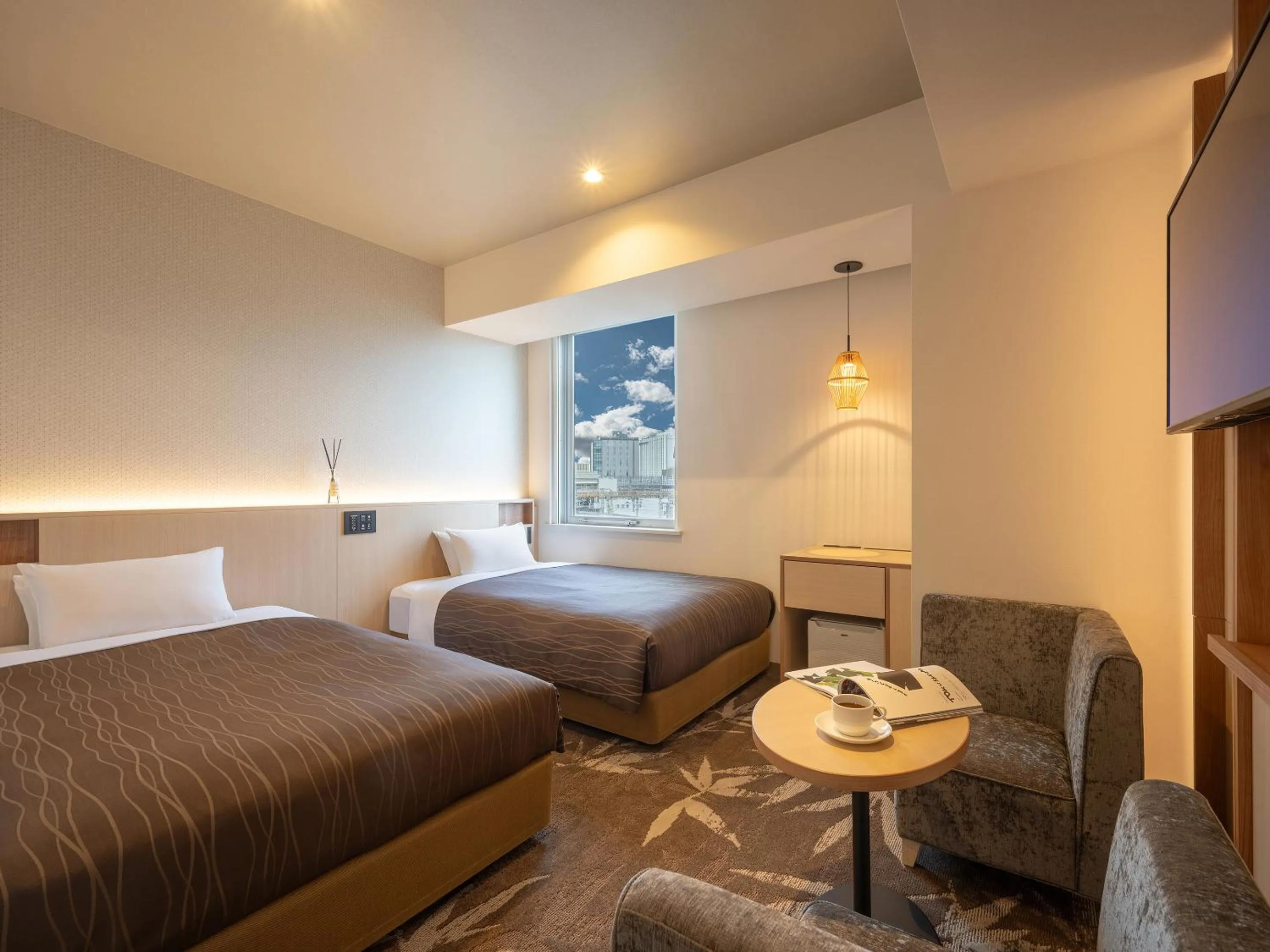 Photo of the whole room, Bed in Sendai Washington Hotel