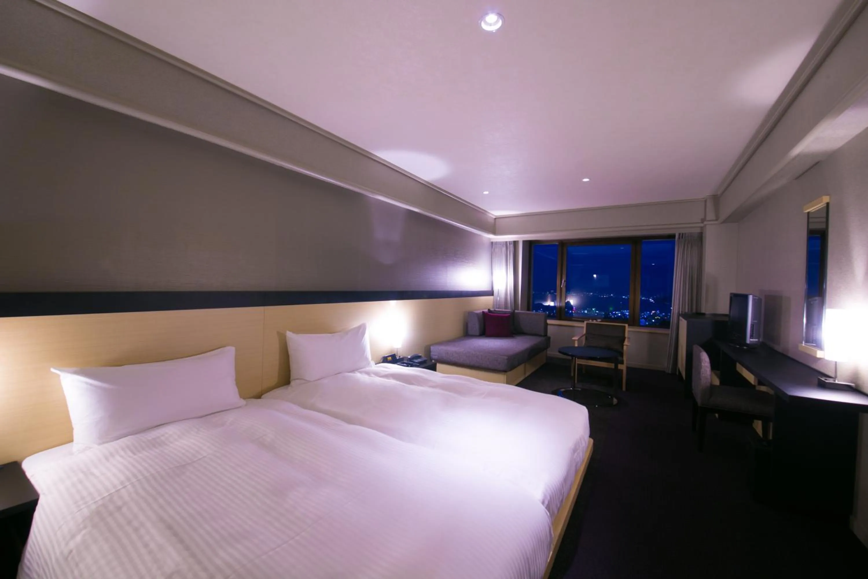 Photo of the whole room, Bed in Resorpia Beppu
