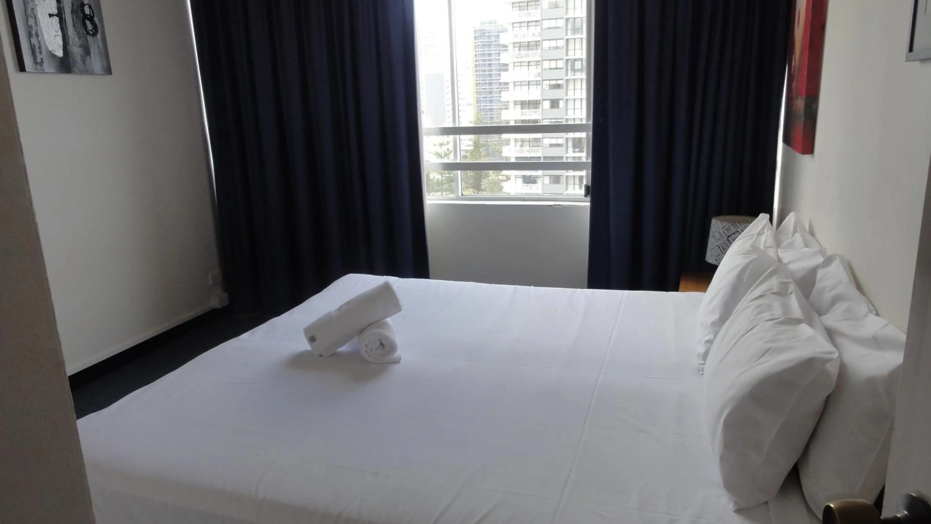 Bedroom, Bed in Quarterdeck Apartments