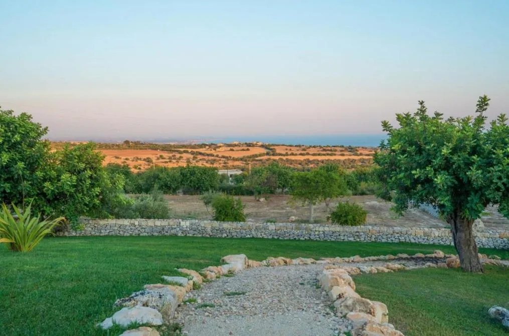 Baglio Cella - Appartamenti per Vacanze