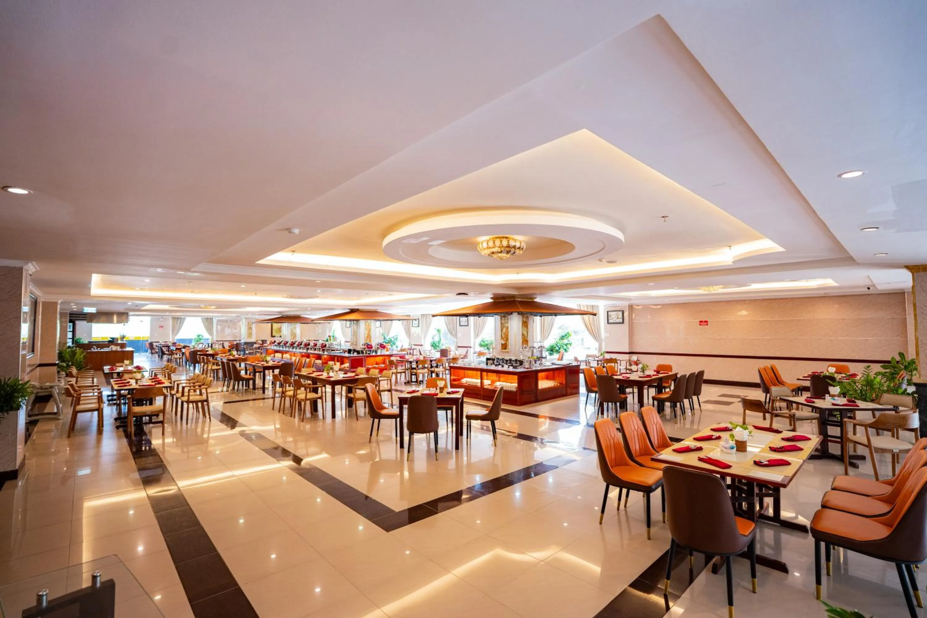 Food and drinks in Van Phat Riverside Hotel