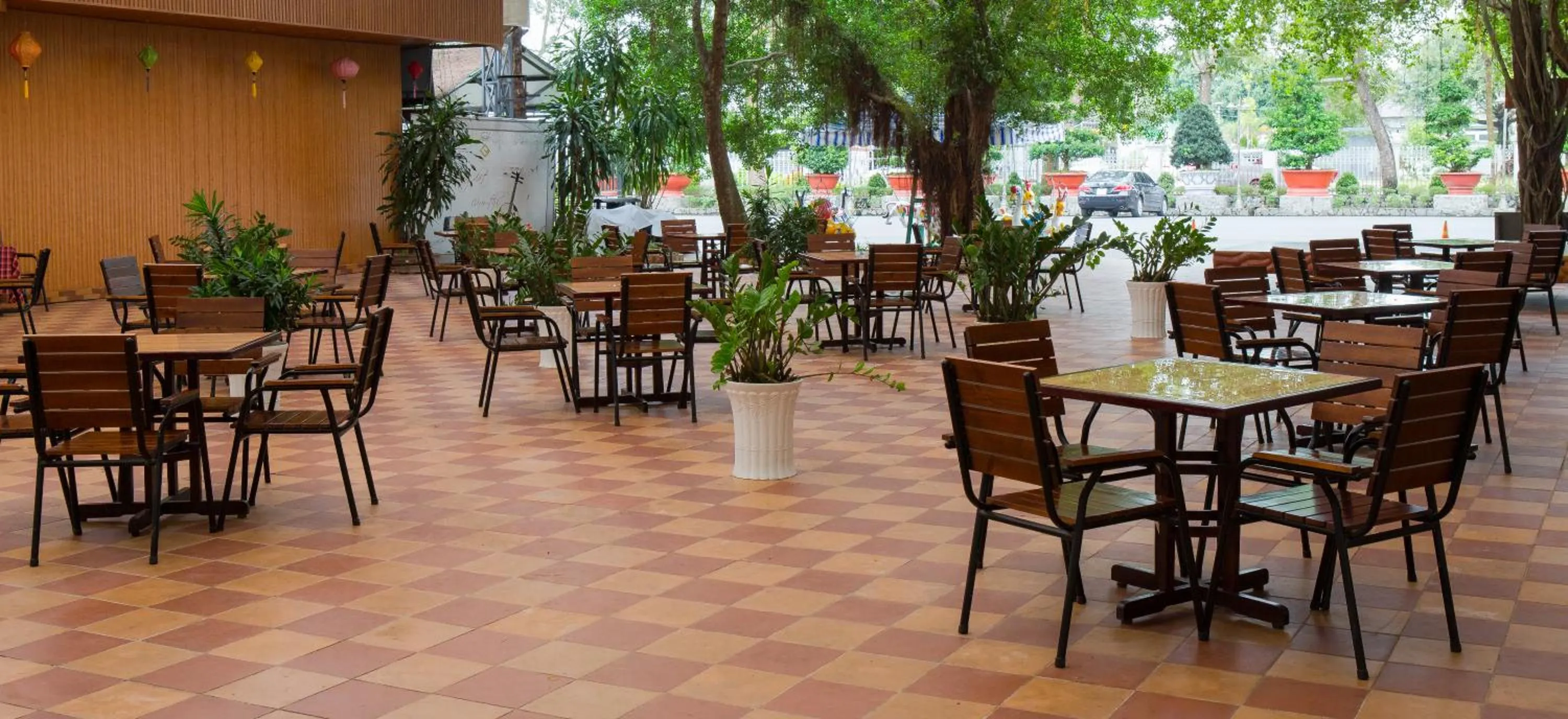 Garden view in Van Phat Riverside Hotel