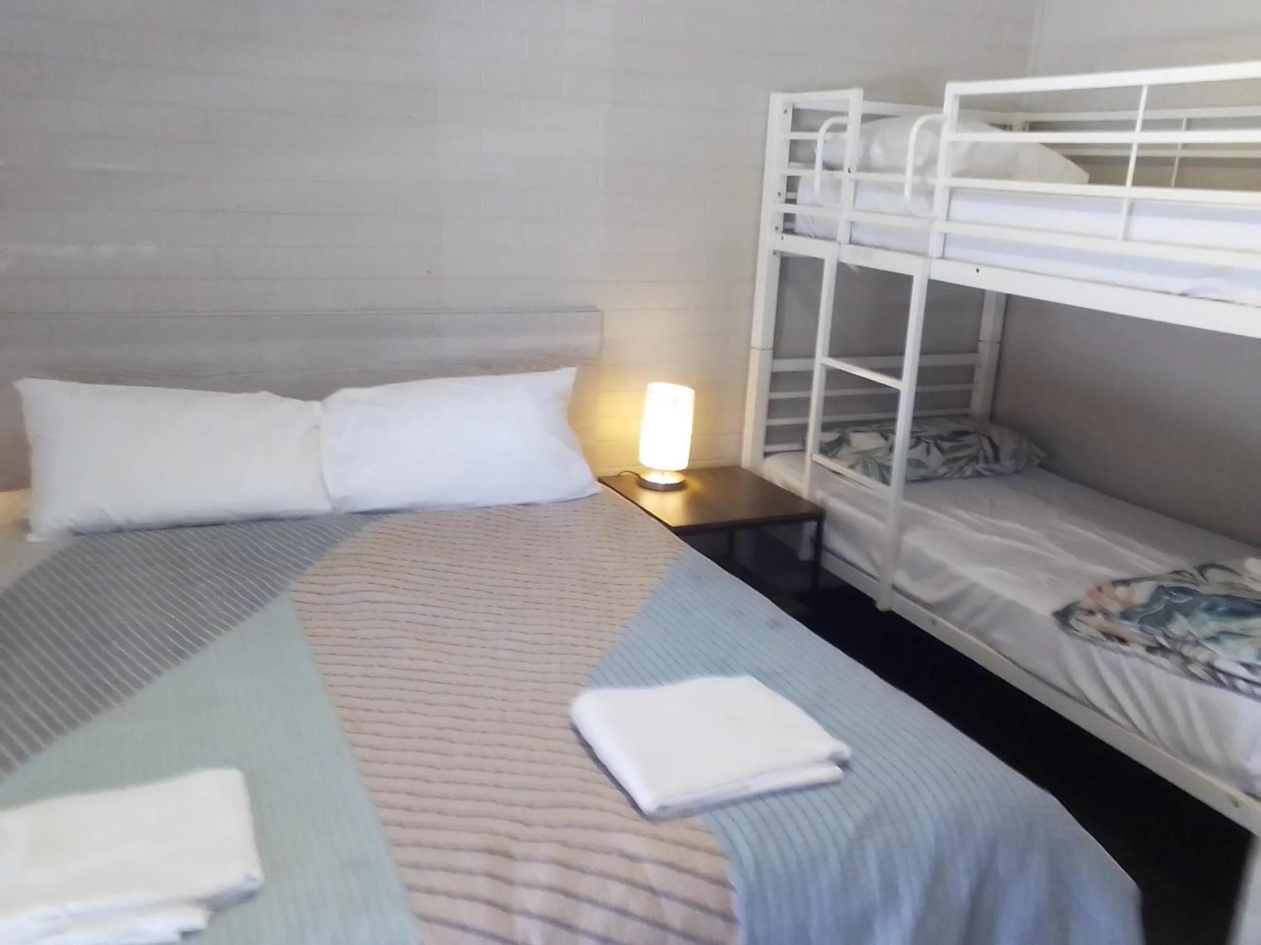 Bed in Paradise Motel