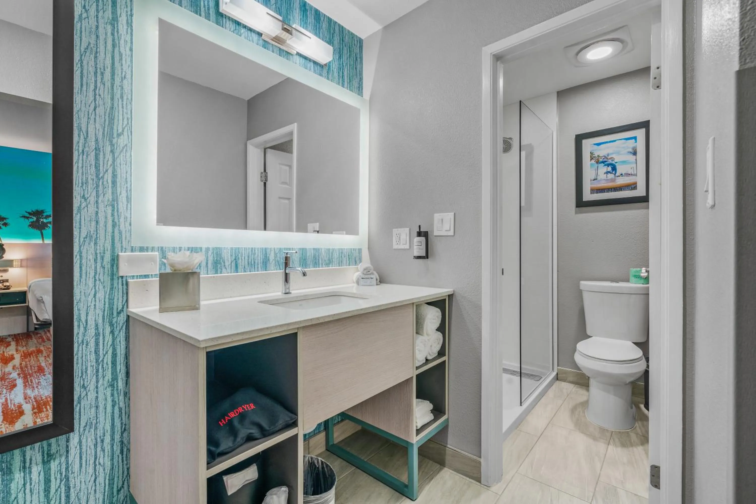 Bathroom in Avania Inn of Santa Barbara