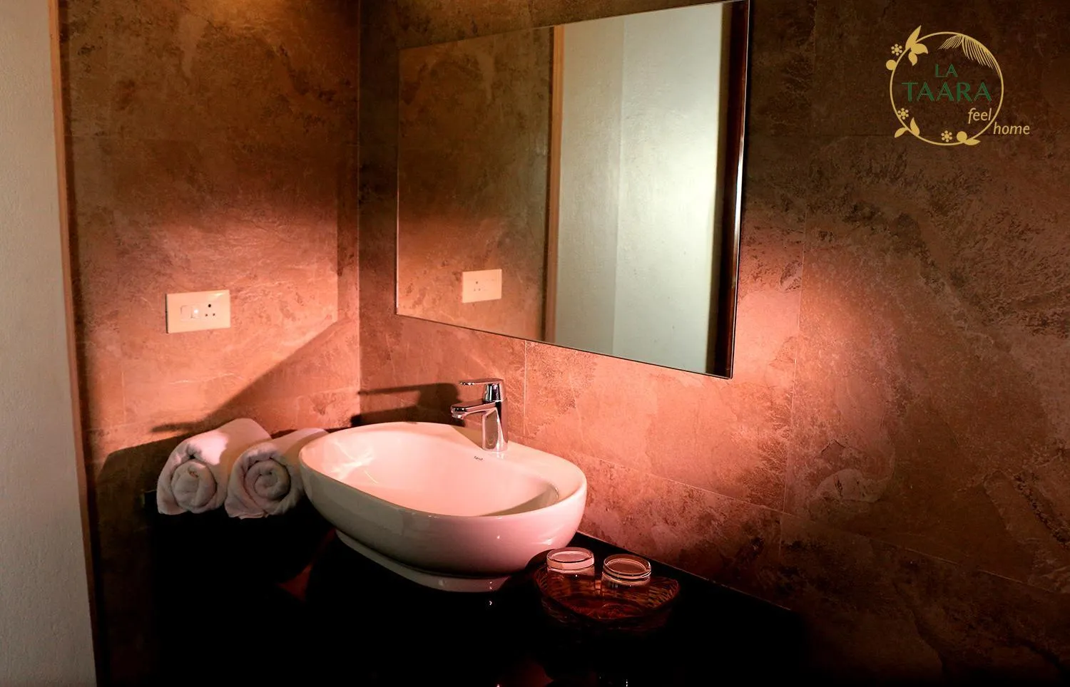 La Taara - Feel Home