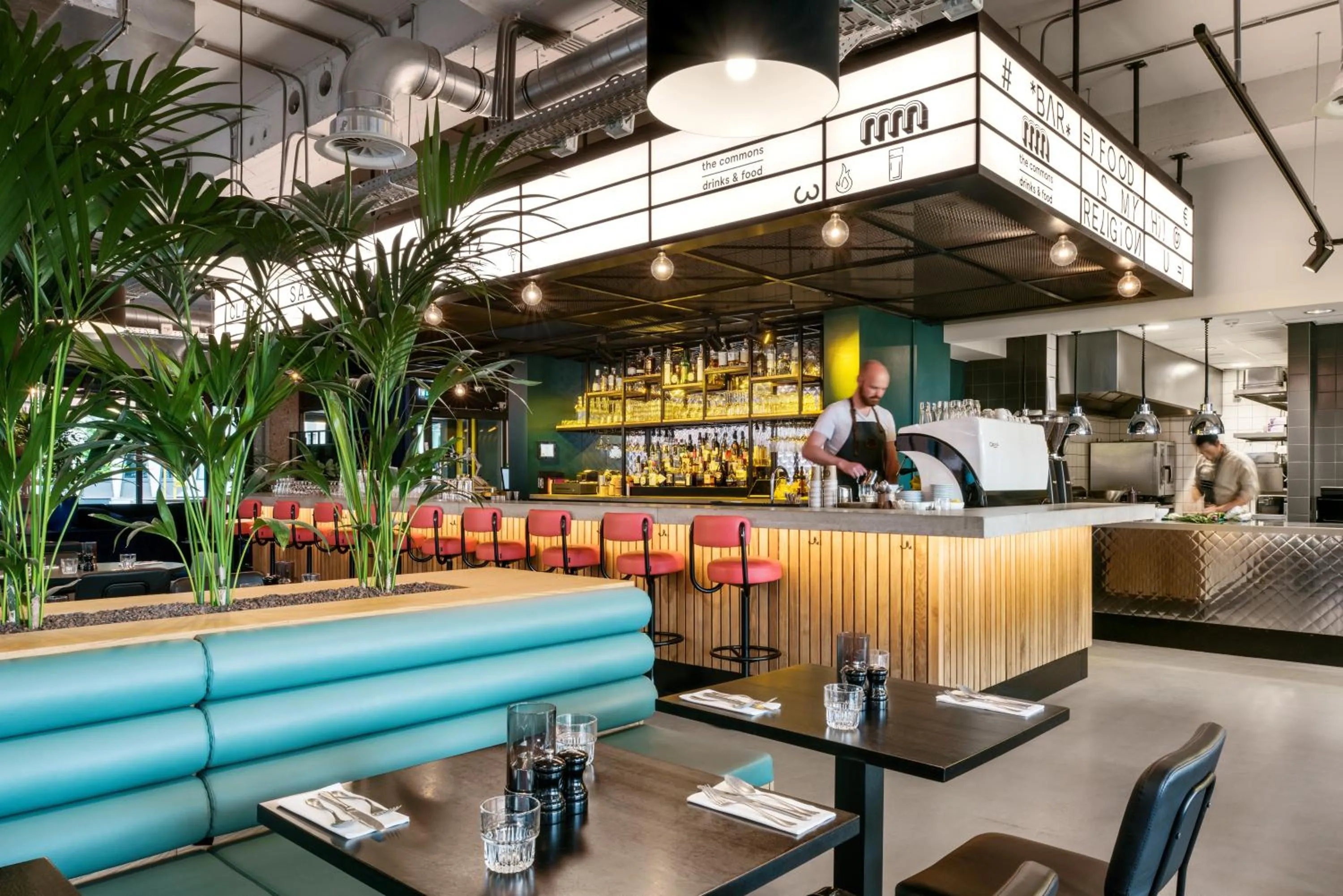 Restaurant/places to eat in The Social Hub Amsterdam West