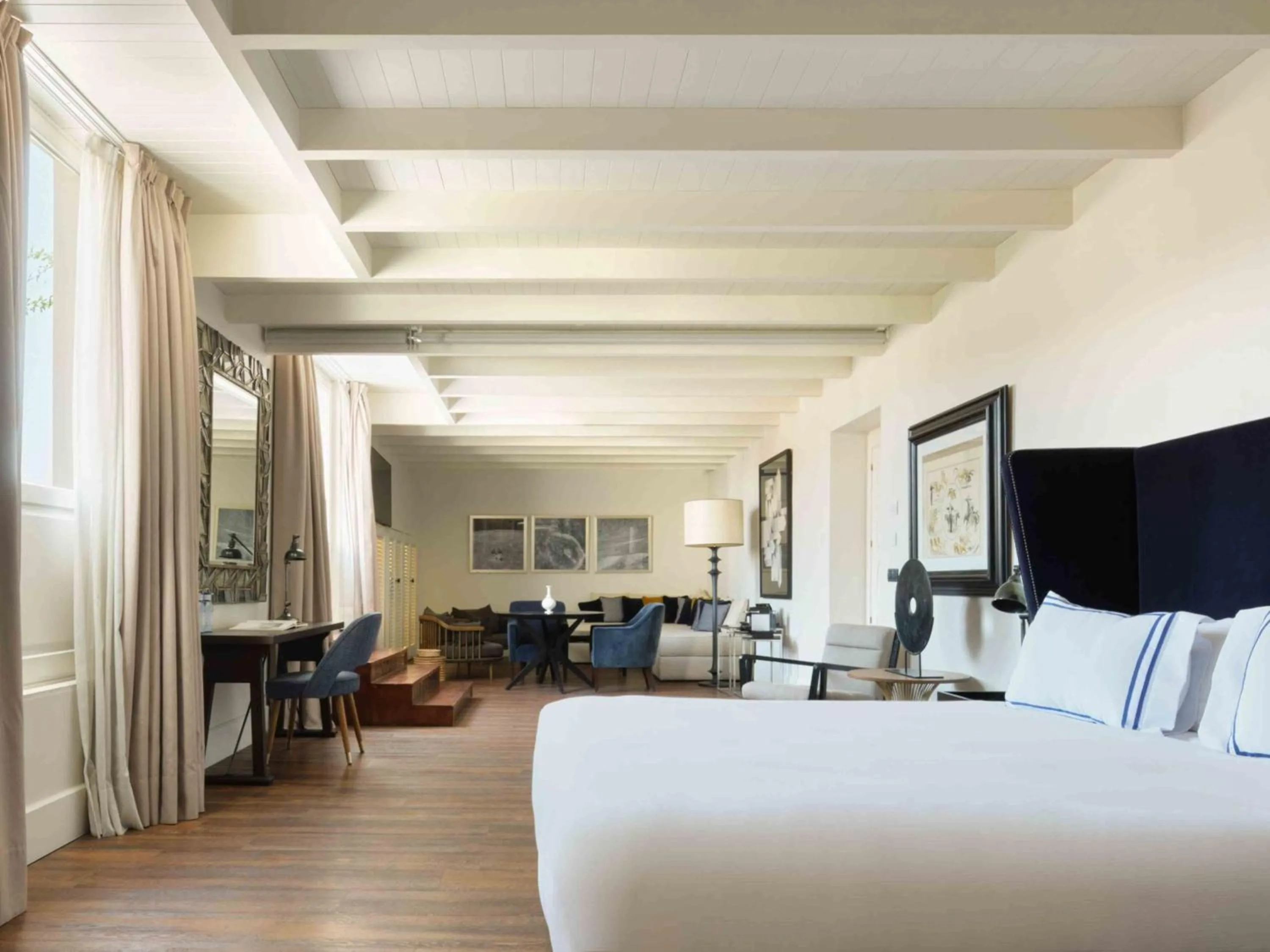 Living room, Bed in Only YOU Boutique Hotel Madrid