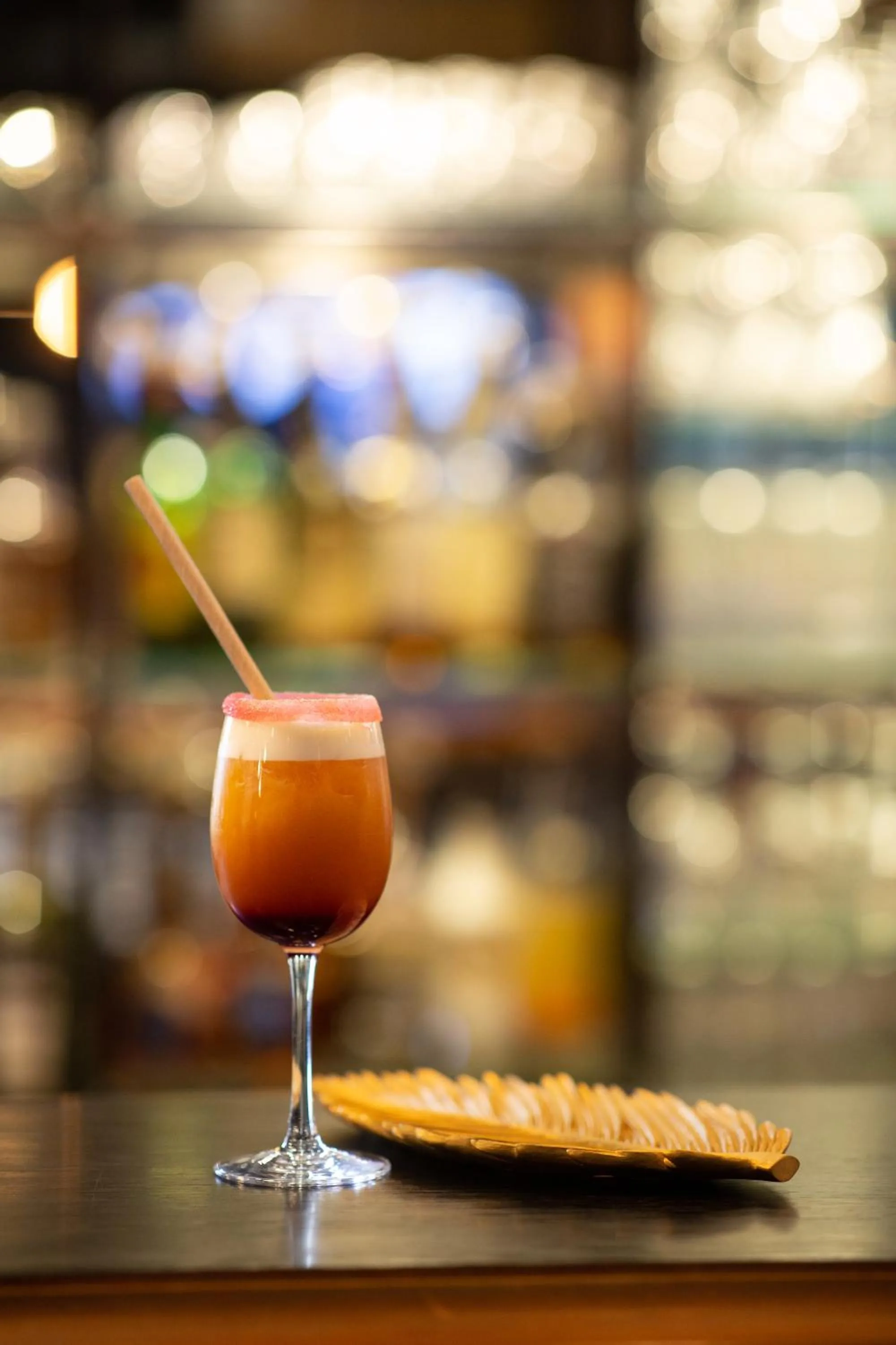 Lounge or bar in Hôtel Grand Confort Le Moulin Rouge