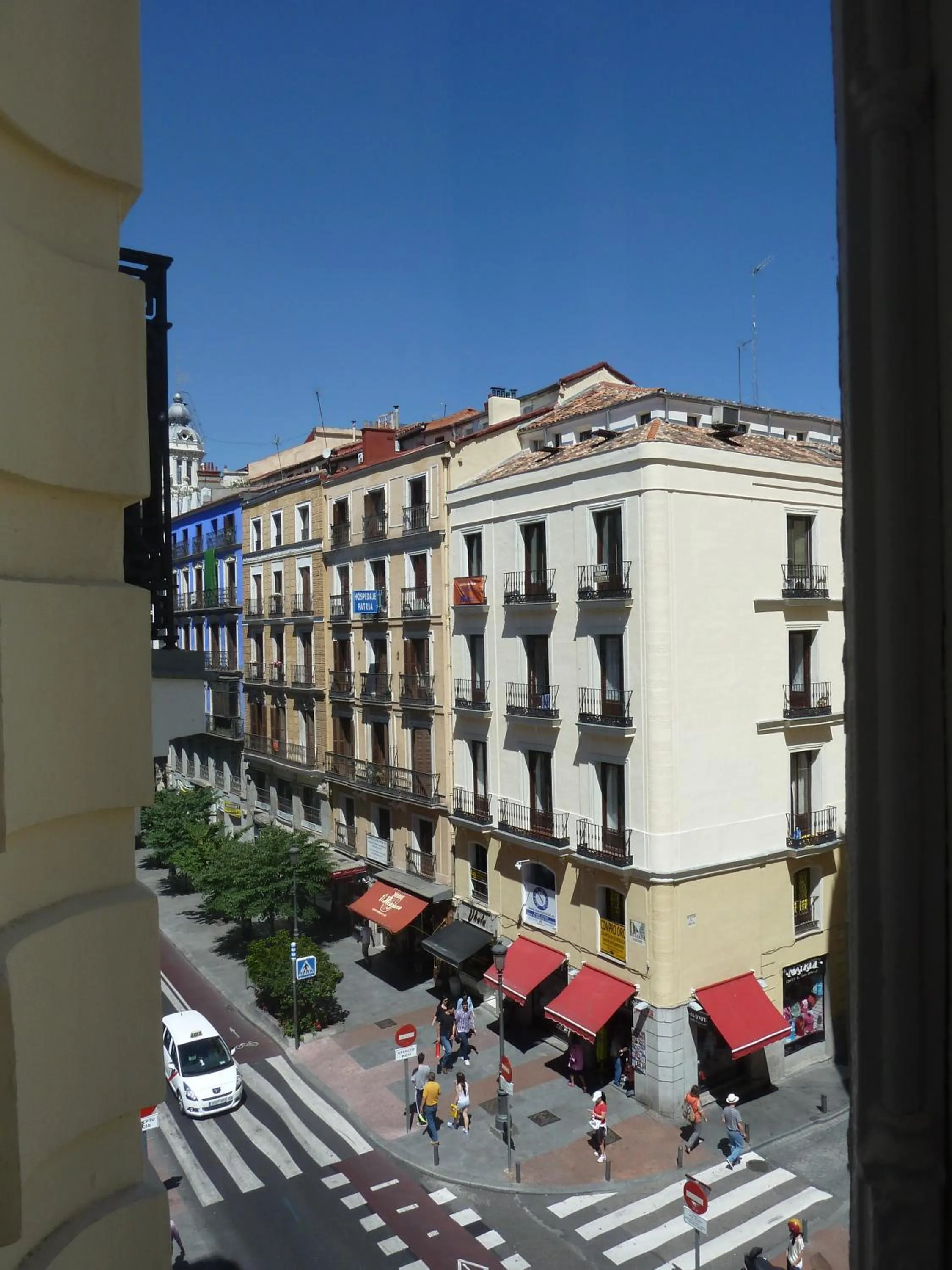 Property building in Hostal Mayor