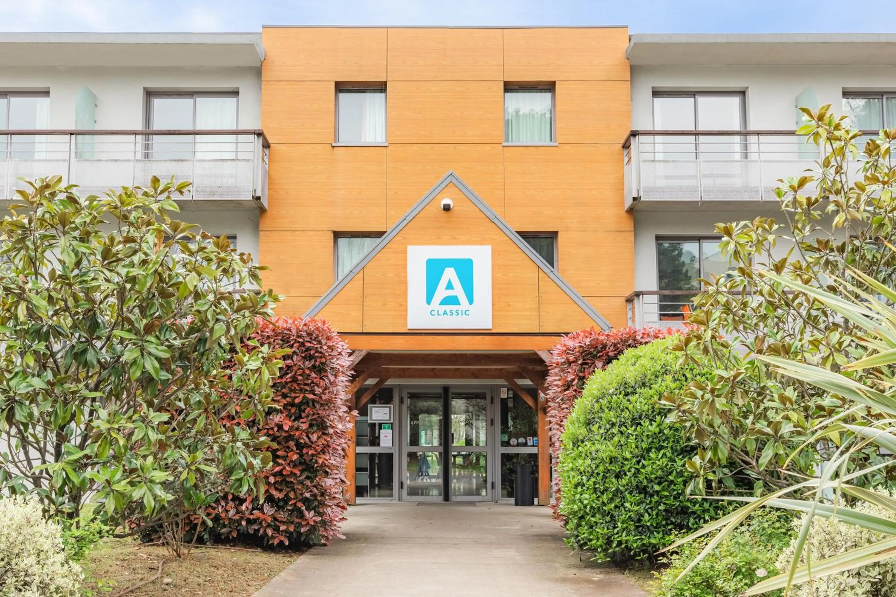 Facade/entrance in Appart'City Classic Nantes - Carquefou