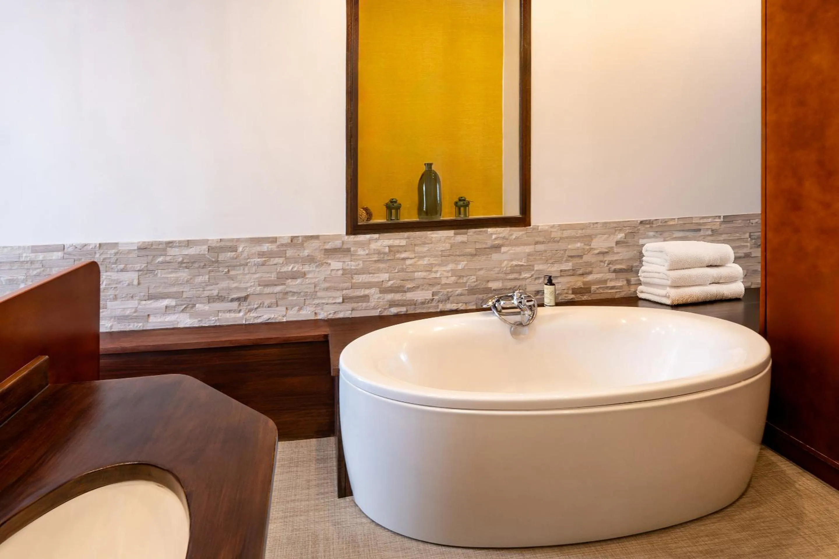 Bathroom in Best Western Plus Hôtel la Rade