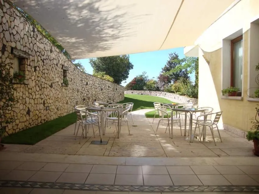 Facade/entrance in Hotel Ristorante La Rua