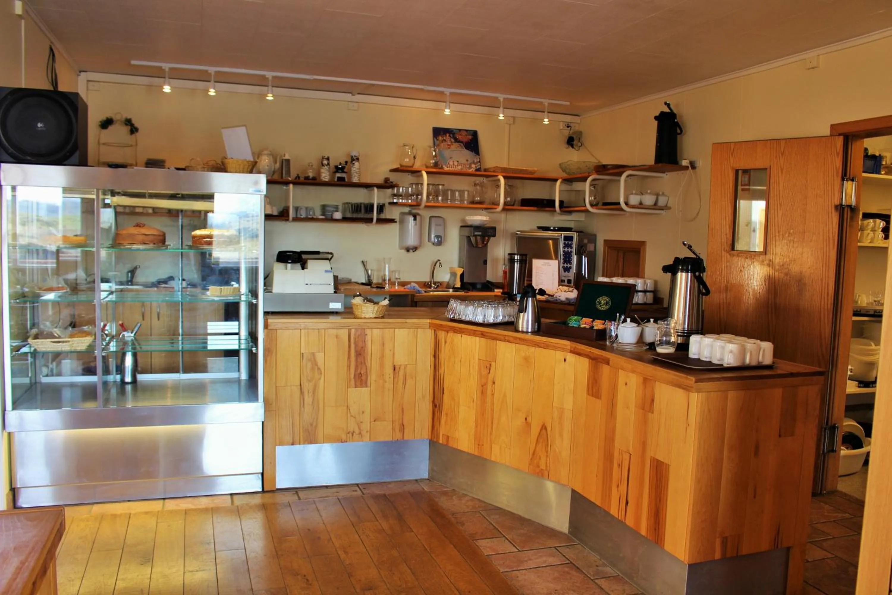 Restaurant/places to eat in Fossatún Sunset Cottage