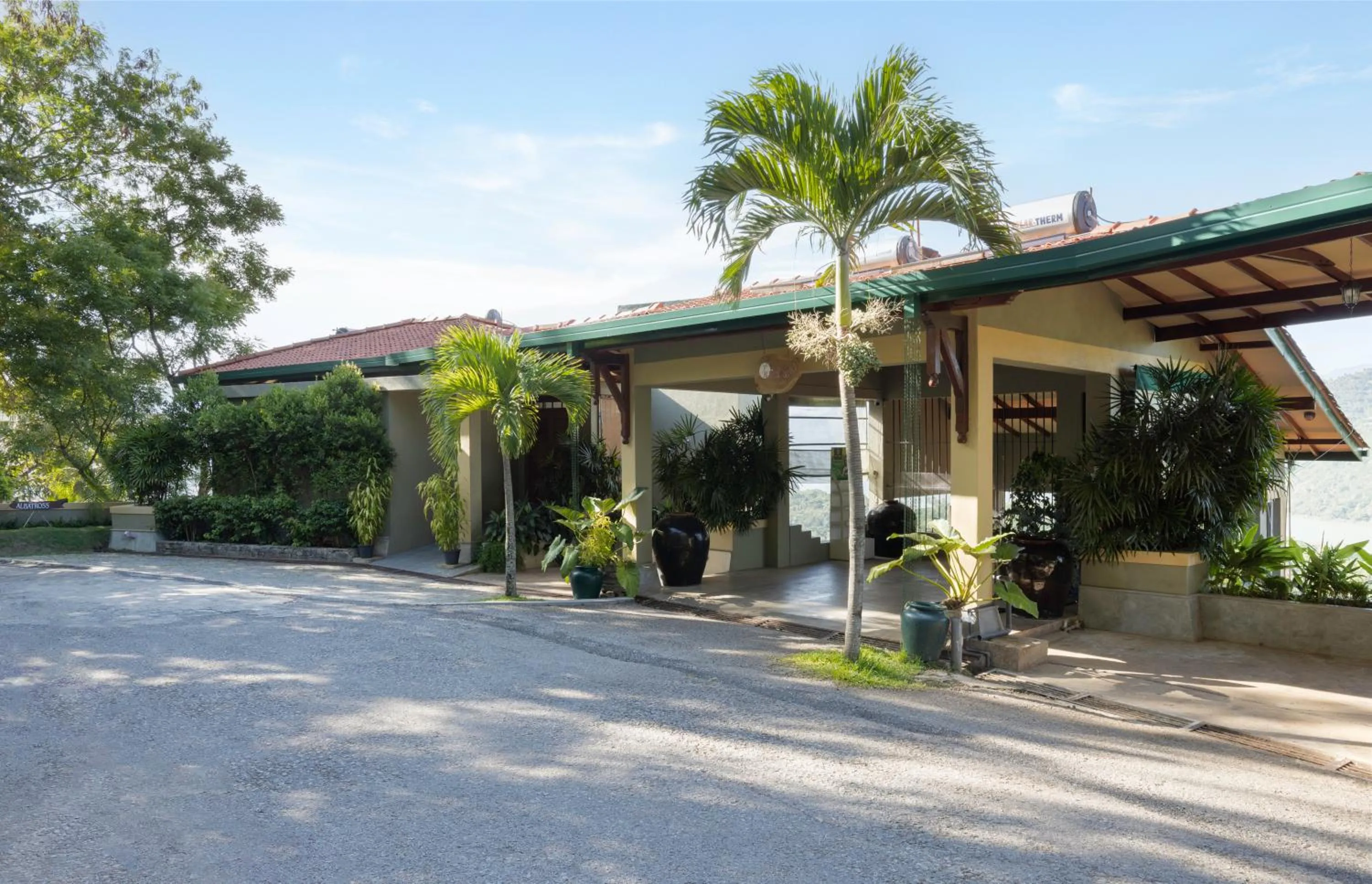 Property building in The Albatross, Kandy