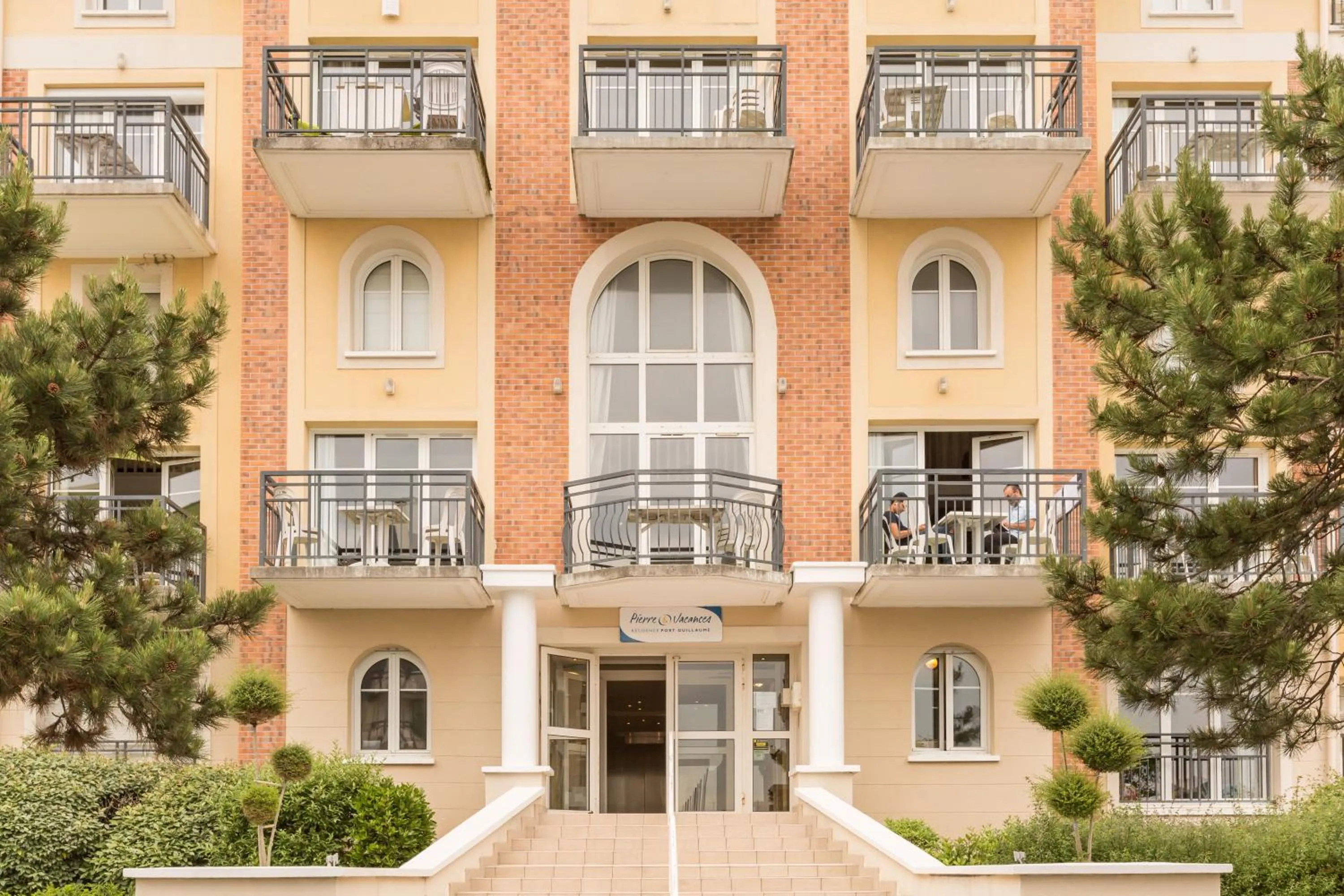 Property building in Residence Pierre & Vacances Port Guillaume