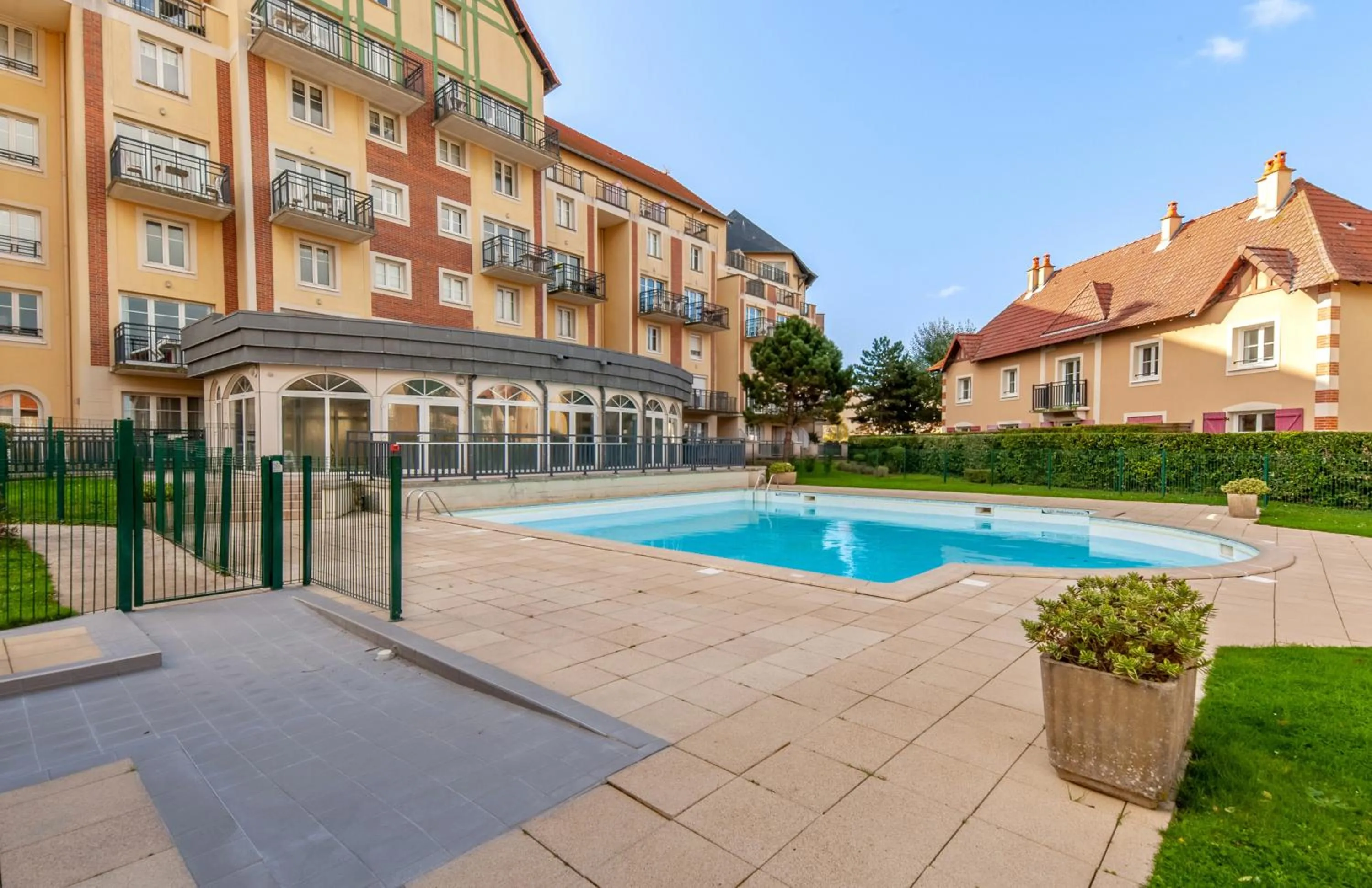 Property building in Residence Pierre & Vacances Port Guillaume