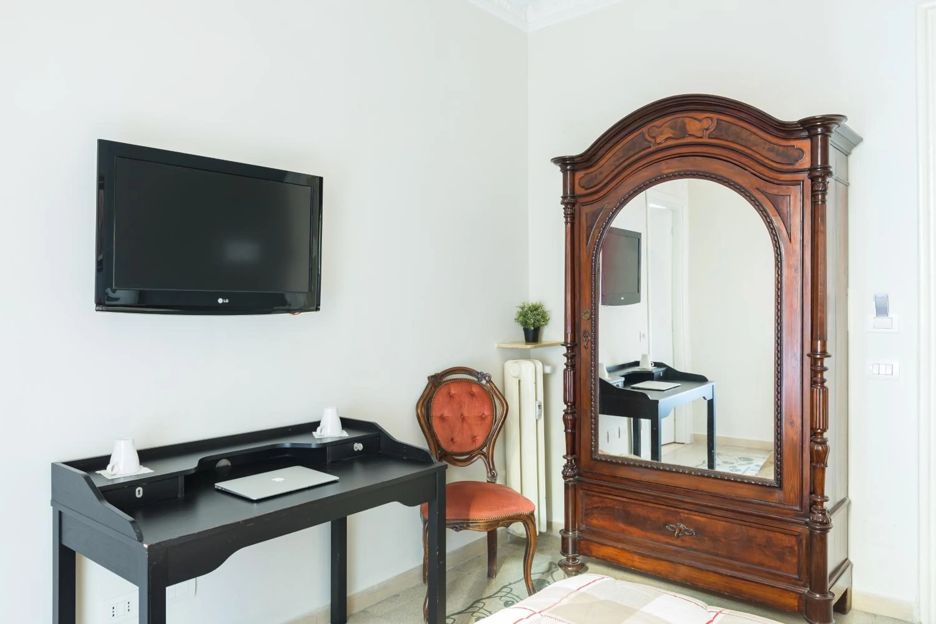 Other in B&B Calamatta