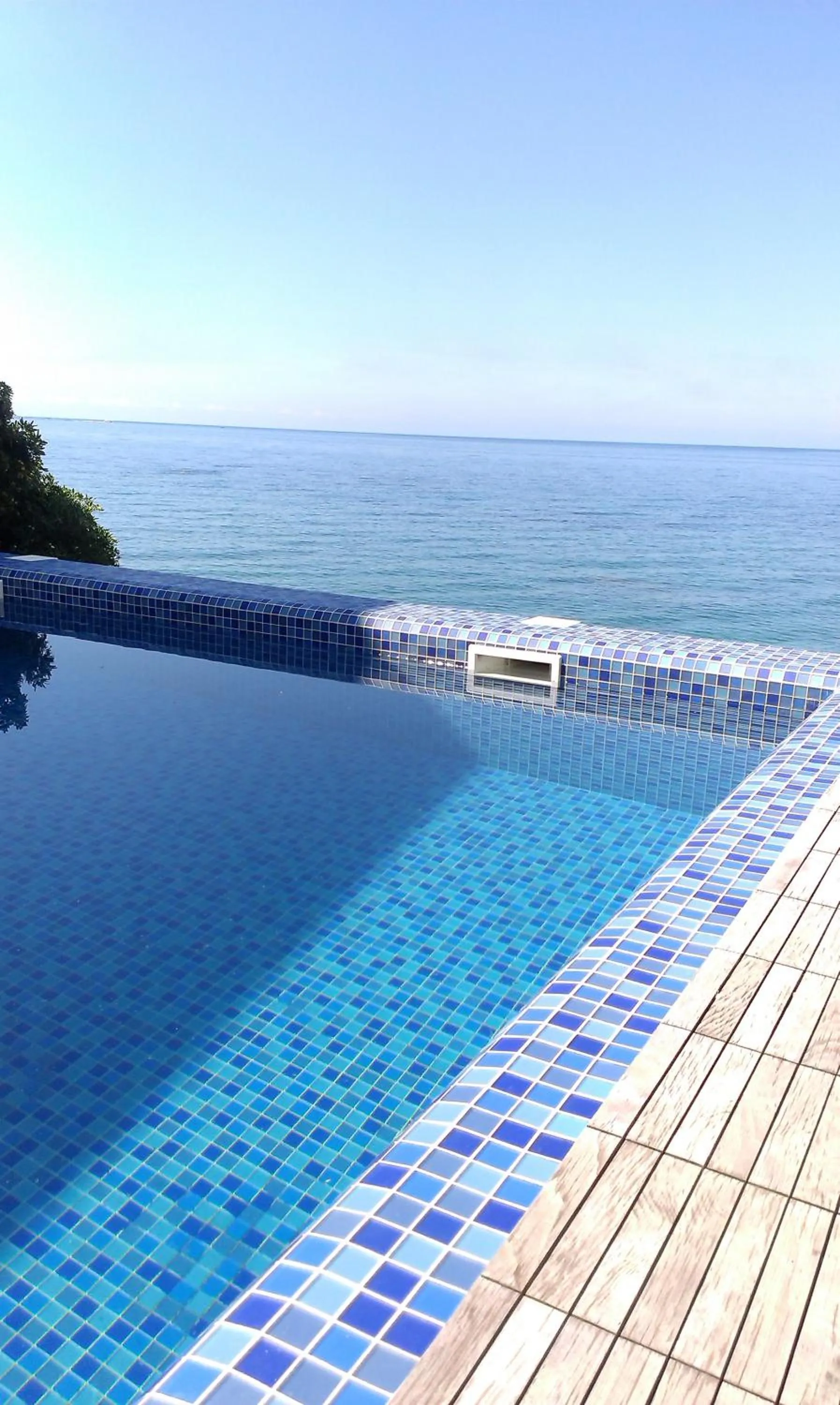 Beach in Love Live Hotel