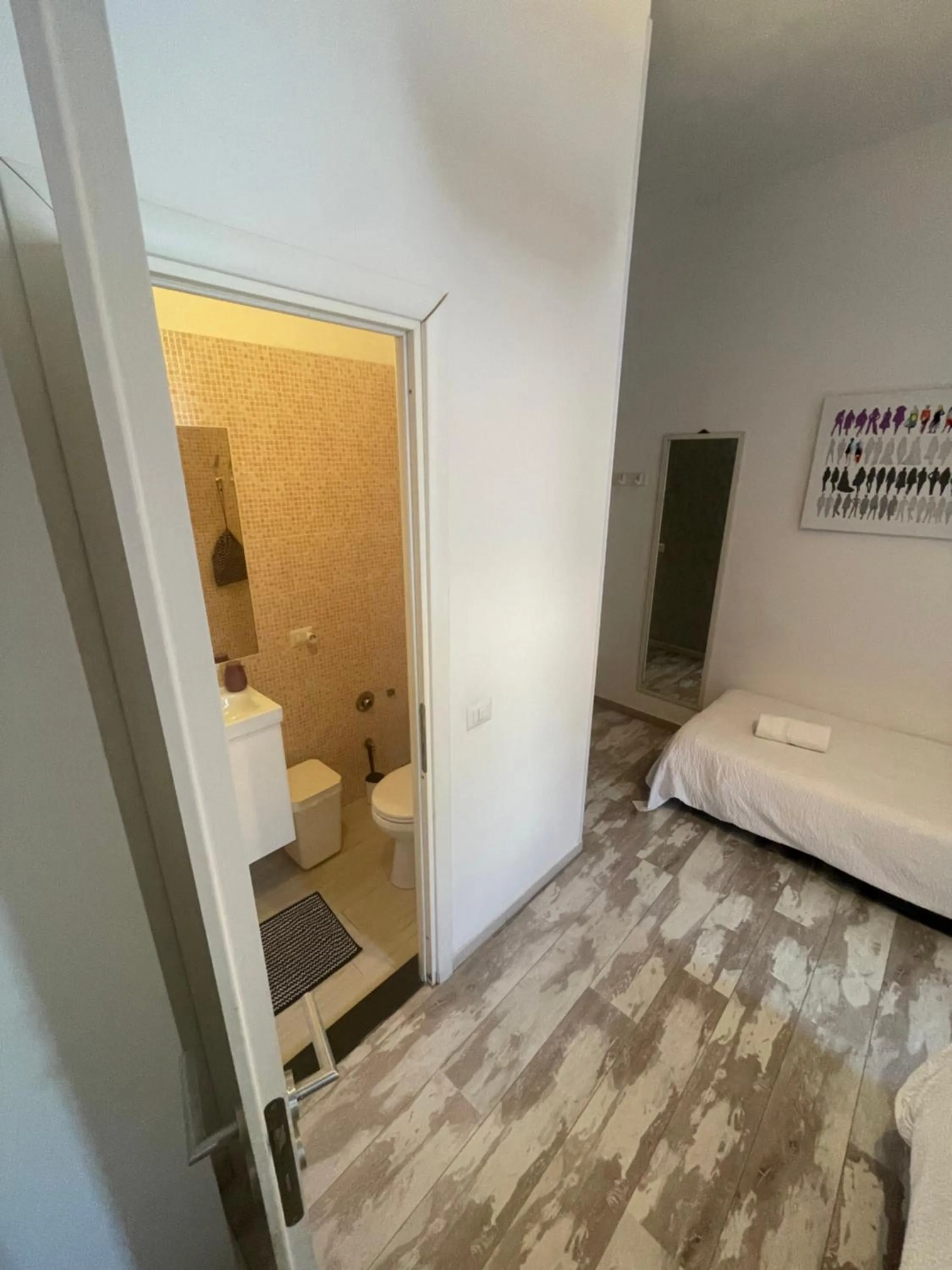 Bathroom, Bed in Moshi Moshi