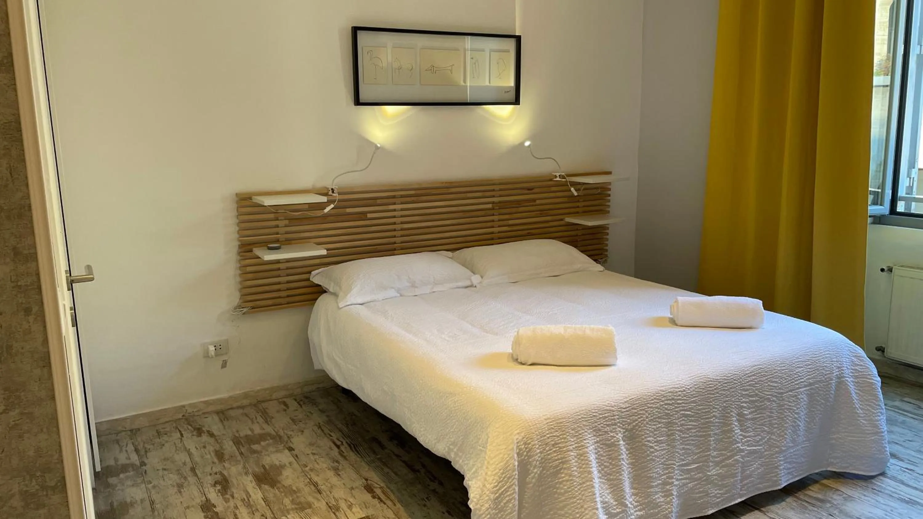 Bedroom, Bed in Moshi Moshi