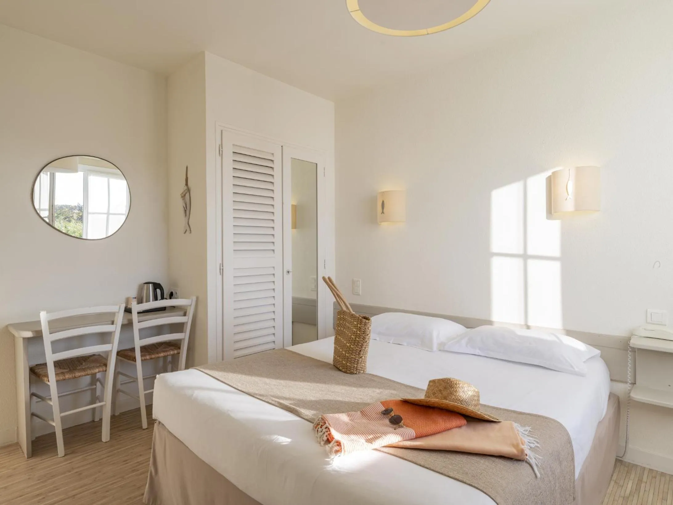 Bed in Hotel Autre Mer