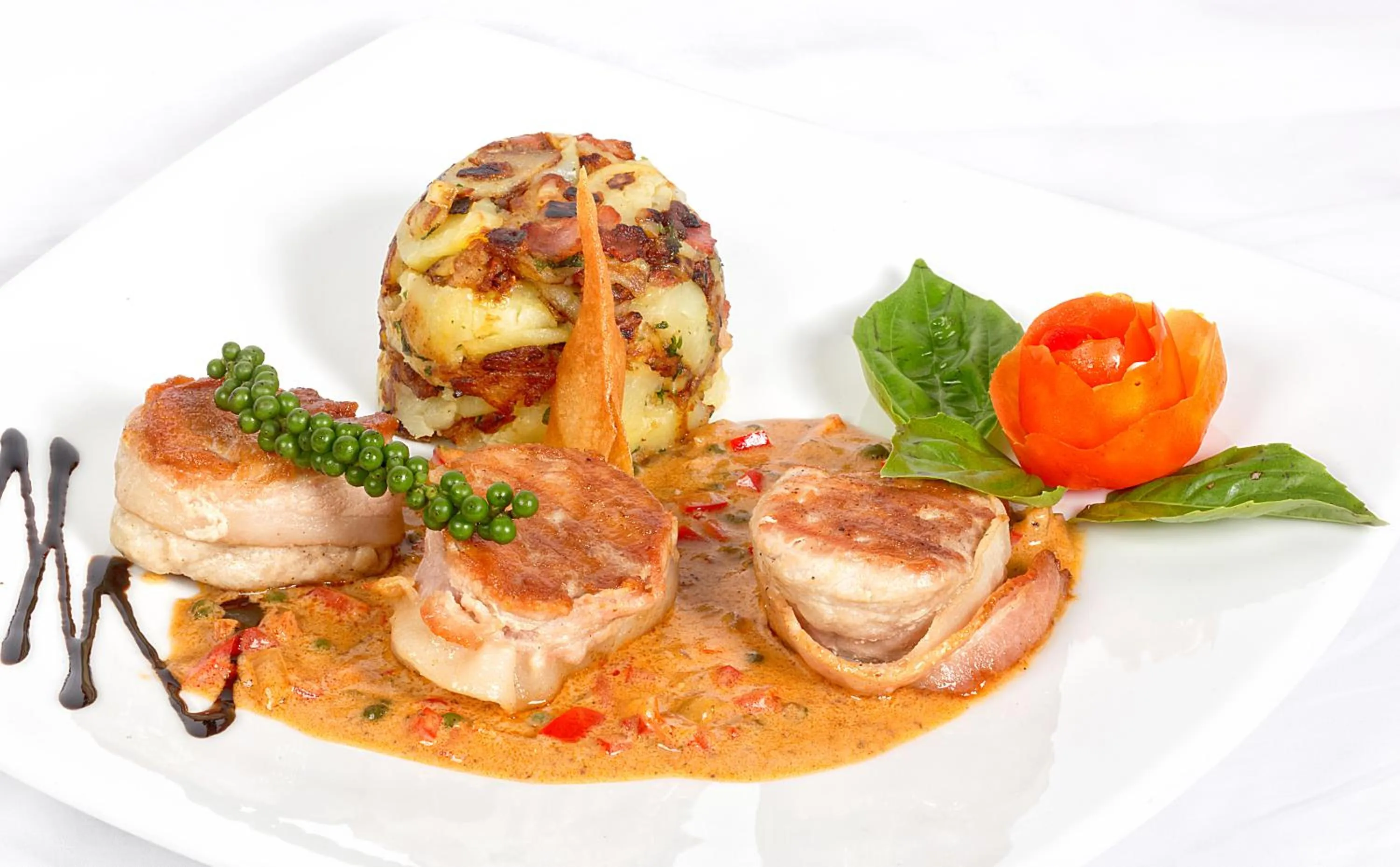 Lunch in Austrian Garden Hotel & Restaurant Patong