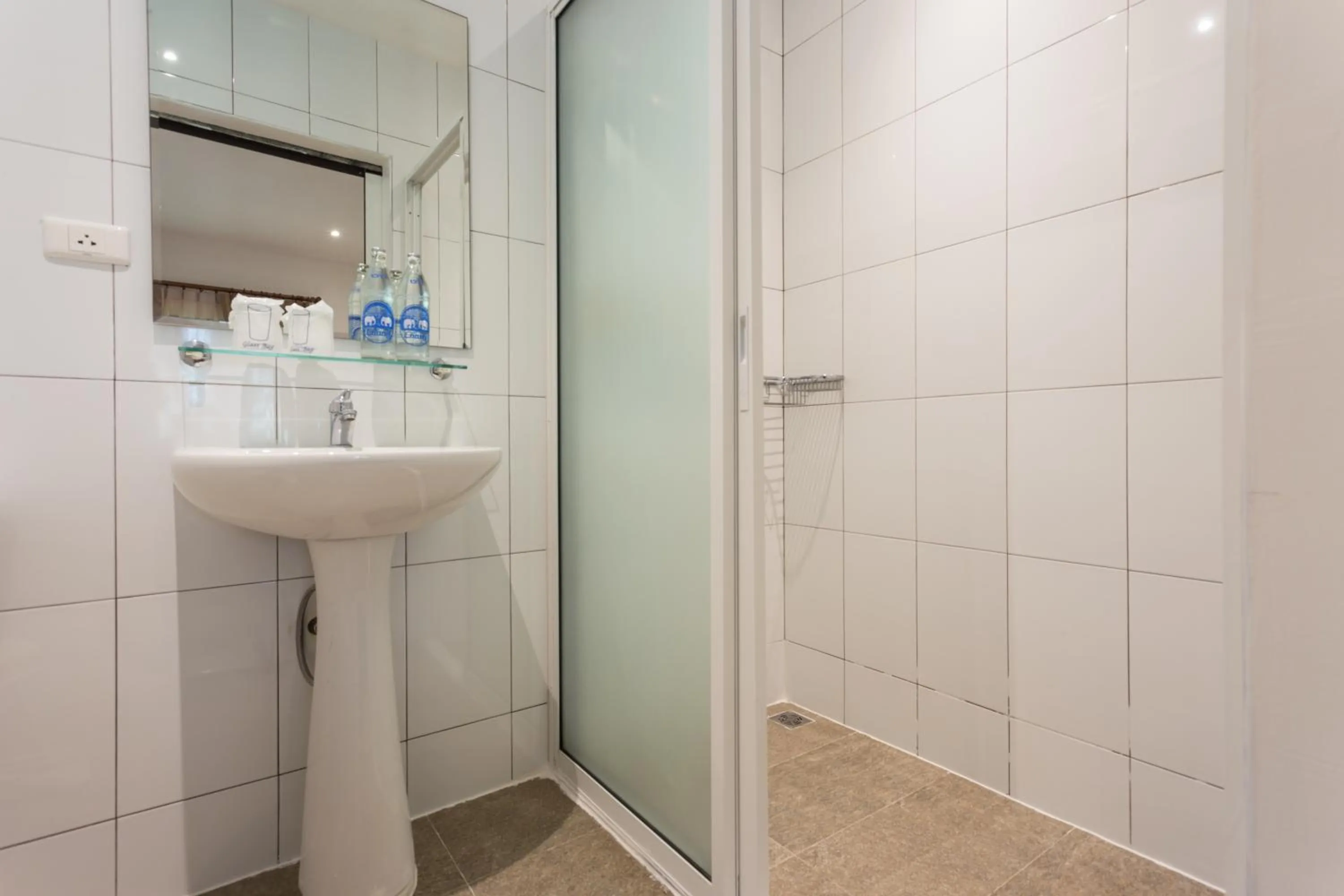 Bathroom in Austrian Garden Hotel & Restaurant Patong