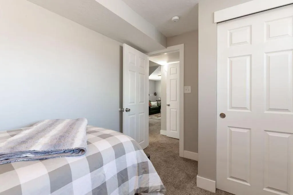 Bed in Fly Away Home