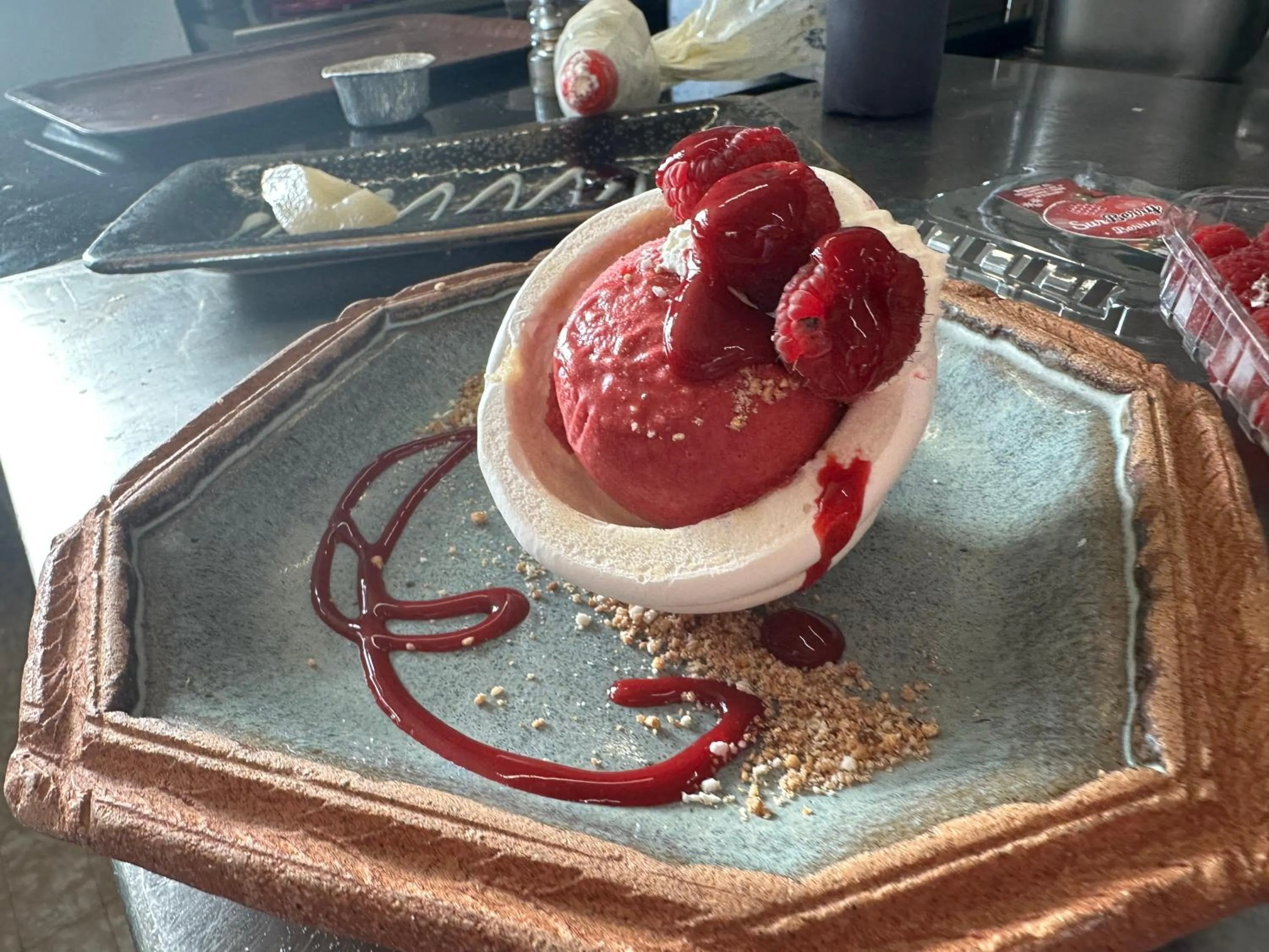 Restaurant/places to eat in Logis Hotel Restaurant Le Grand Puech