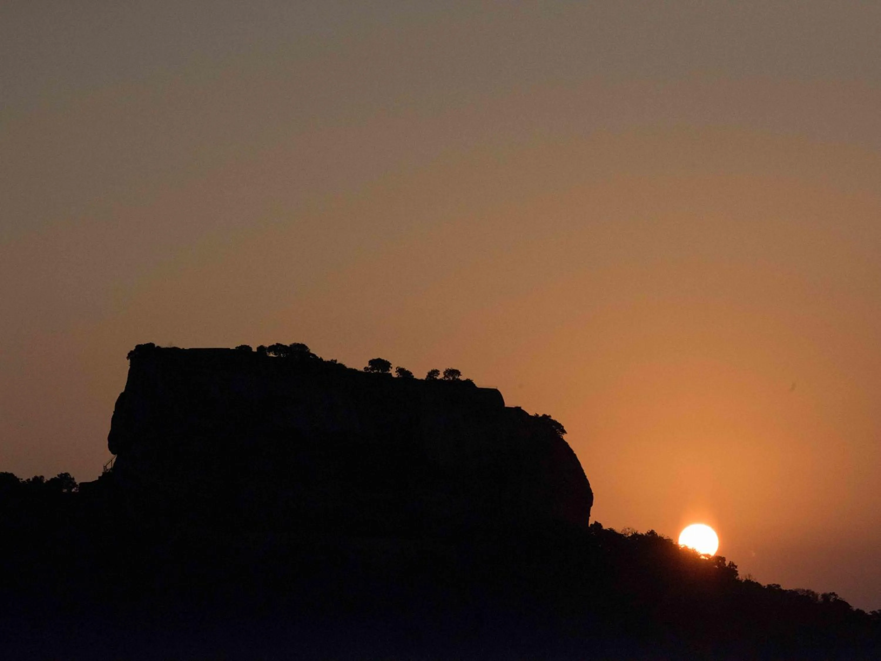 Mountain view in Sigiri Choona Lodge 'unique sunrise viewpoint'