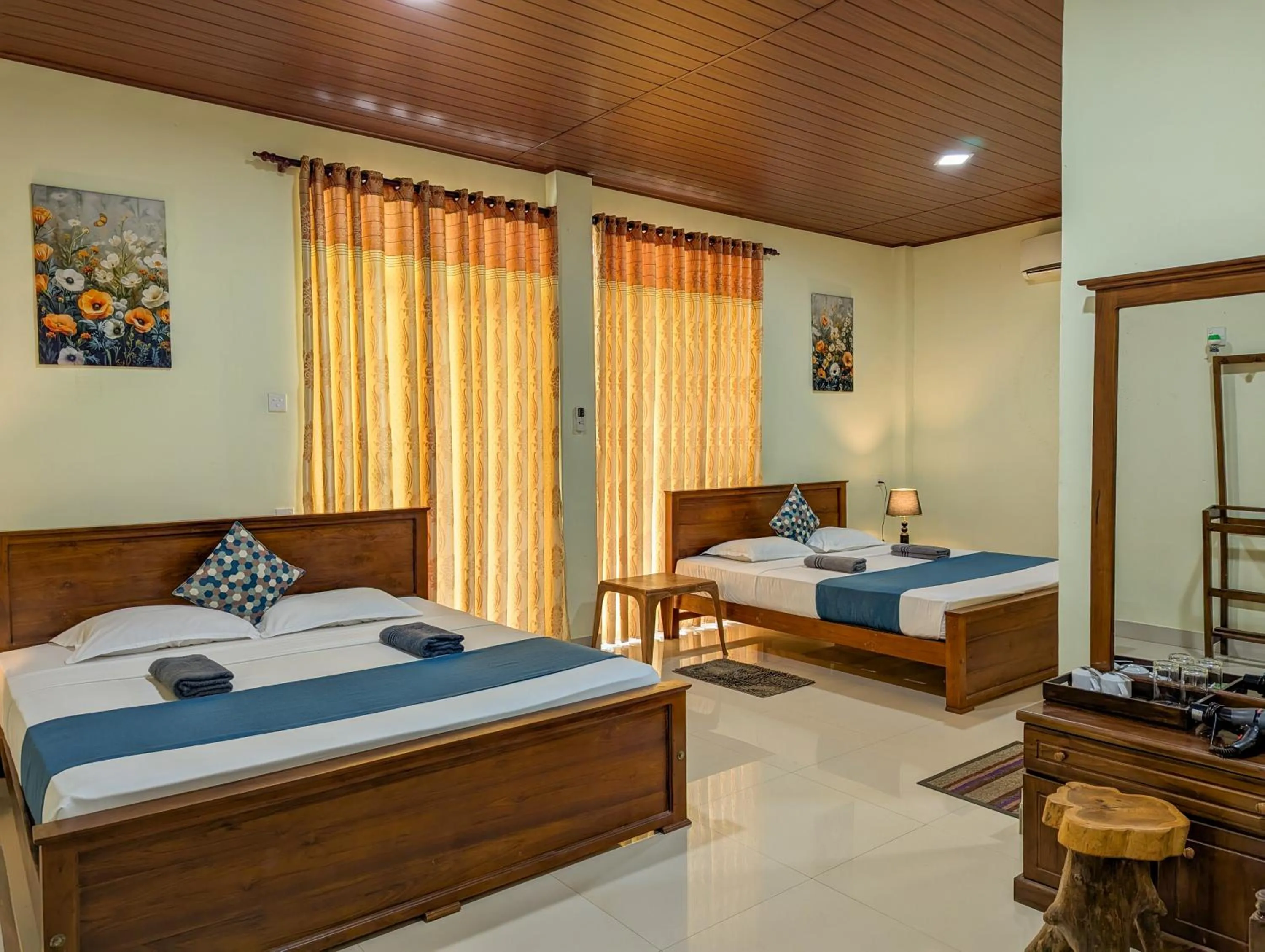 Bed in Sigiri Choona Lodge 'unique sunrise viewpoint'