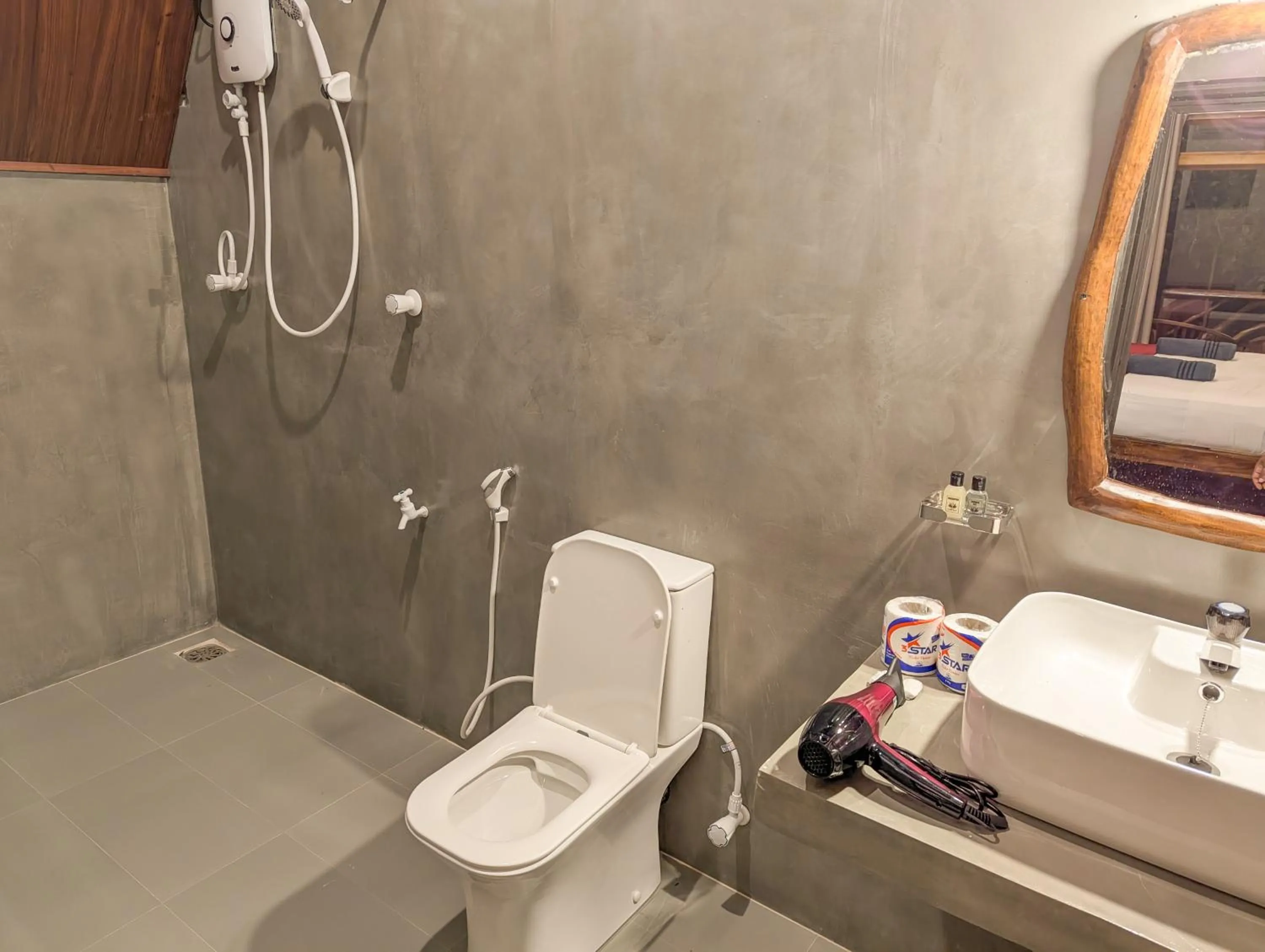 Sigiri Choona Lodge 'unique sunrise viewpoint'