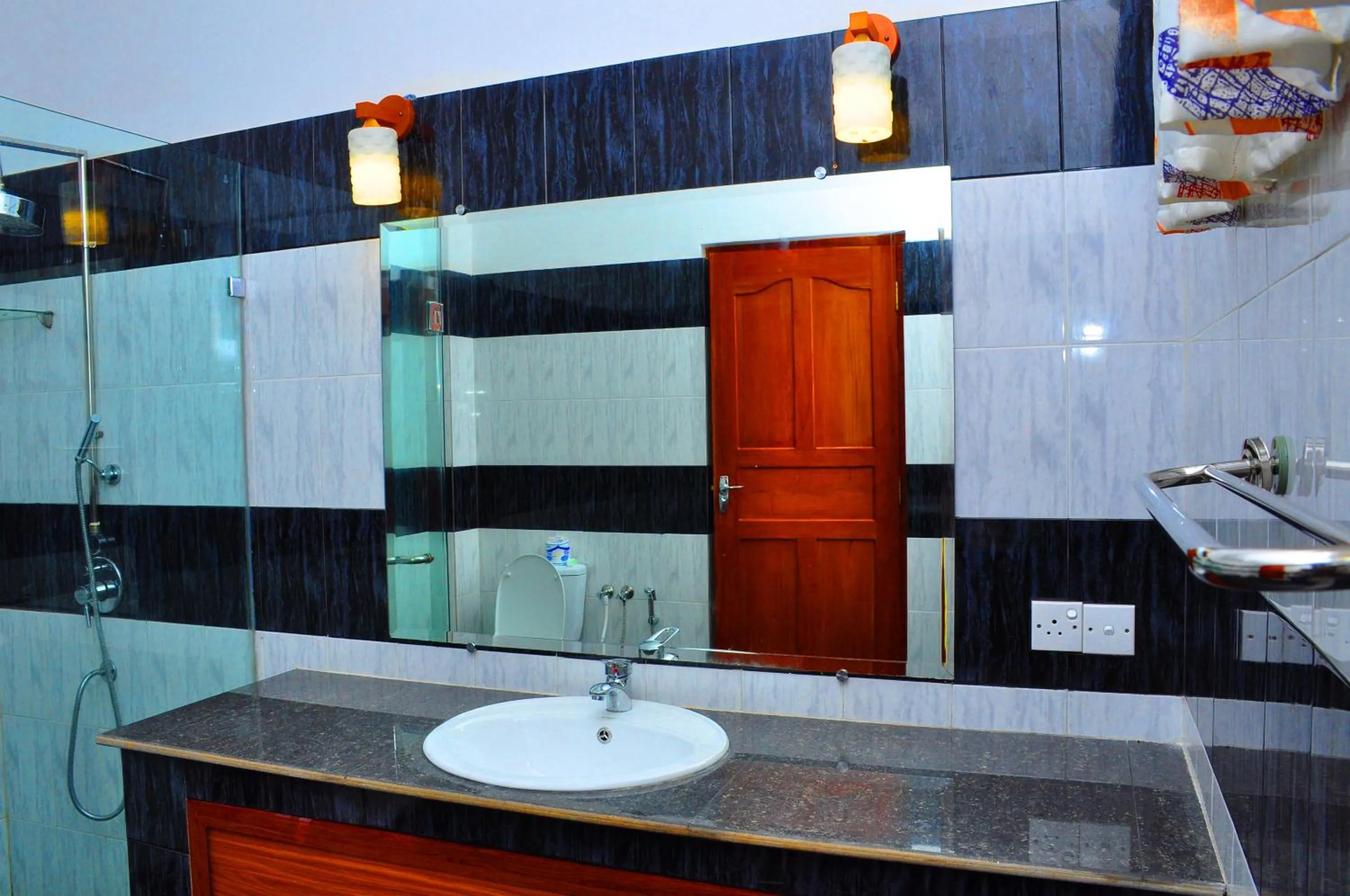 Bathroom in Bougain Villa