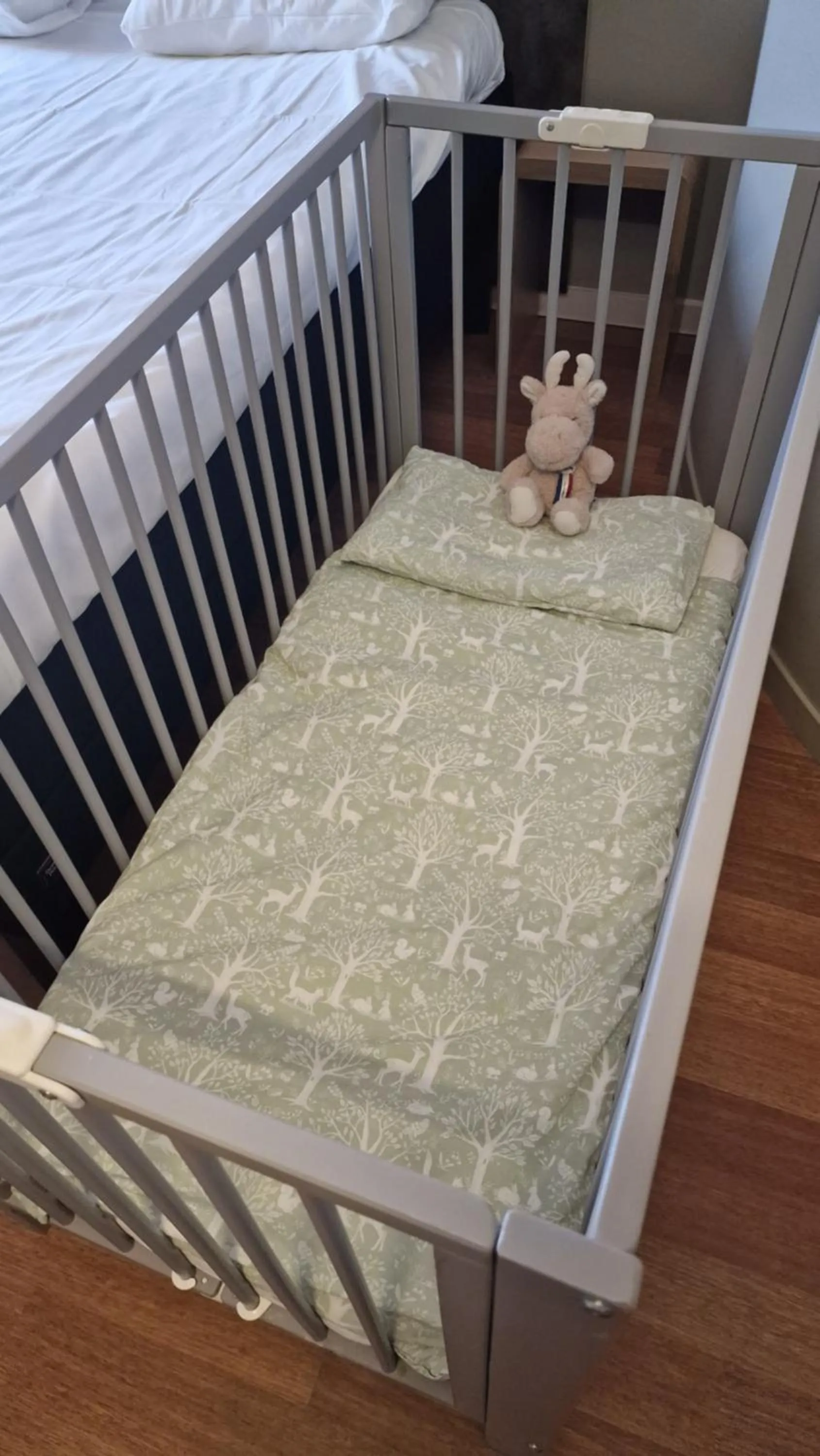 cot, Bed in Hotel ibis Dijon Centre Clemenceau