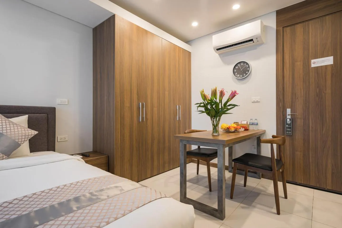 Bed in Narcissus Hotel & Apartment