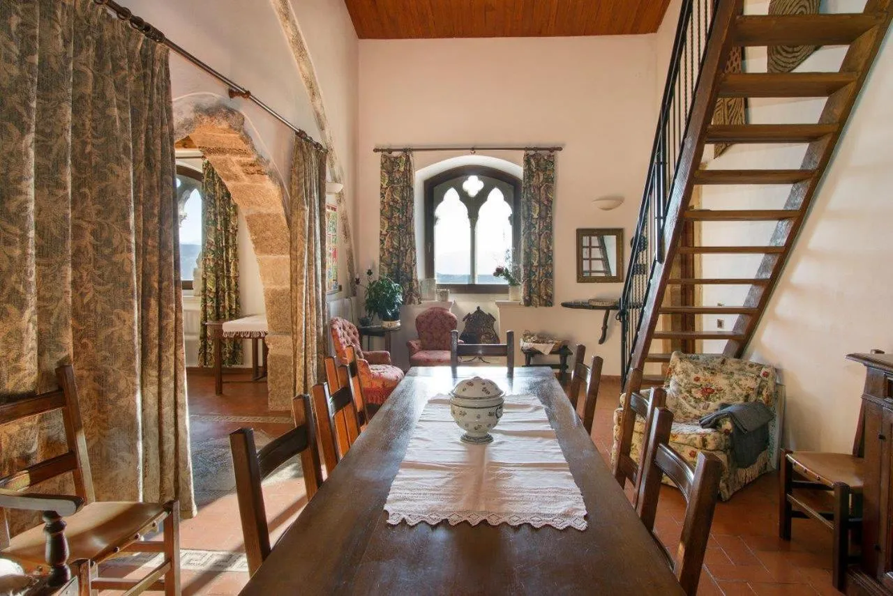 Photo of the whole room in La Bifora e Le Lune Vico sotto gli archi 5