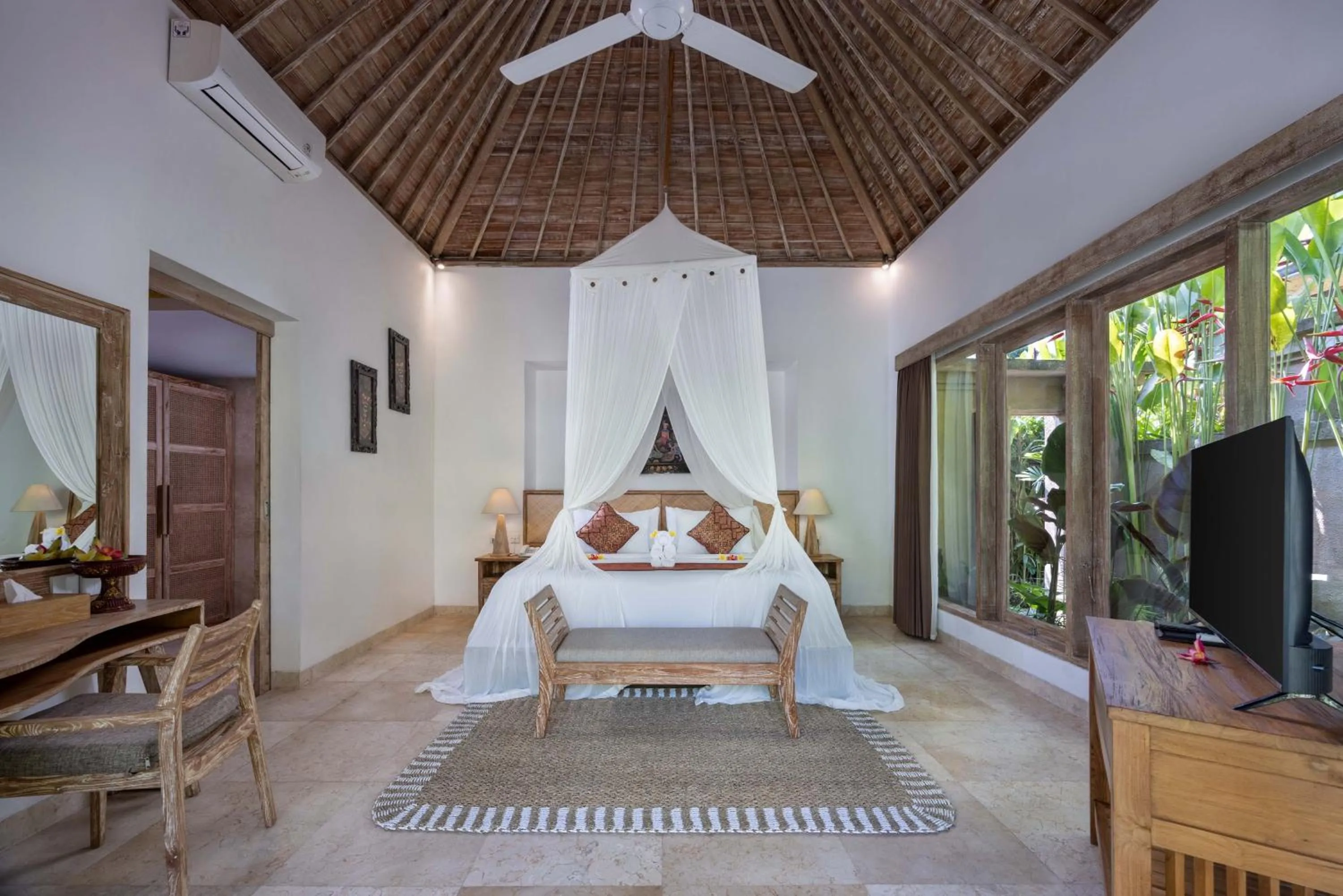 Bed in The Kalyana Ubud Resort