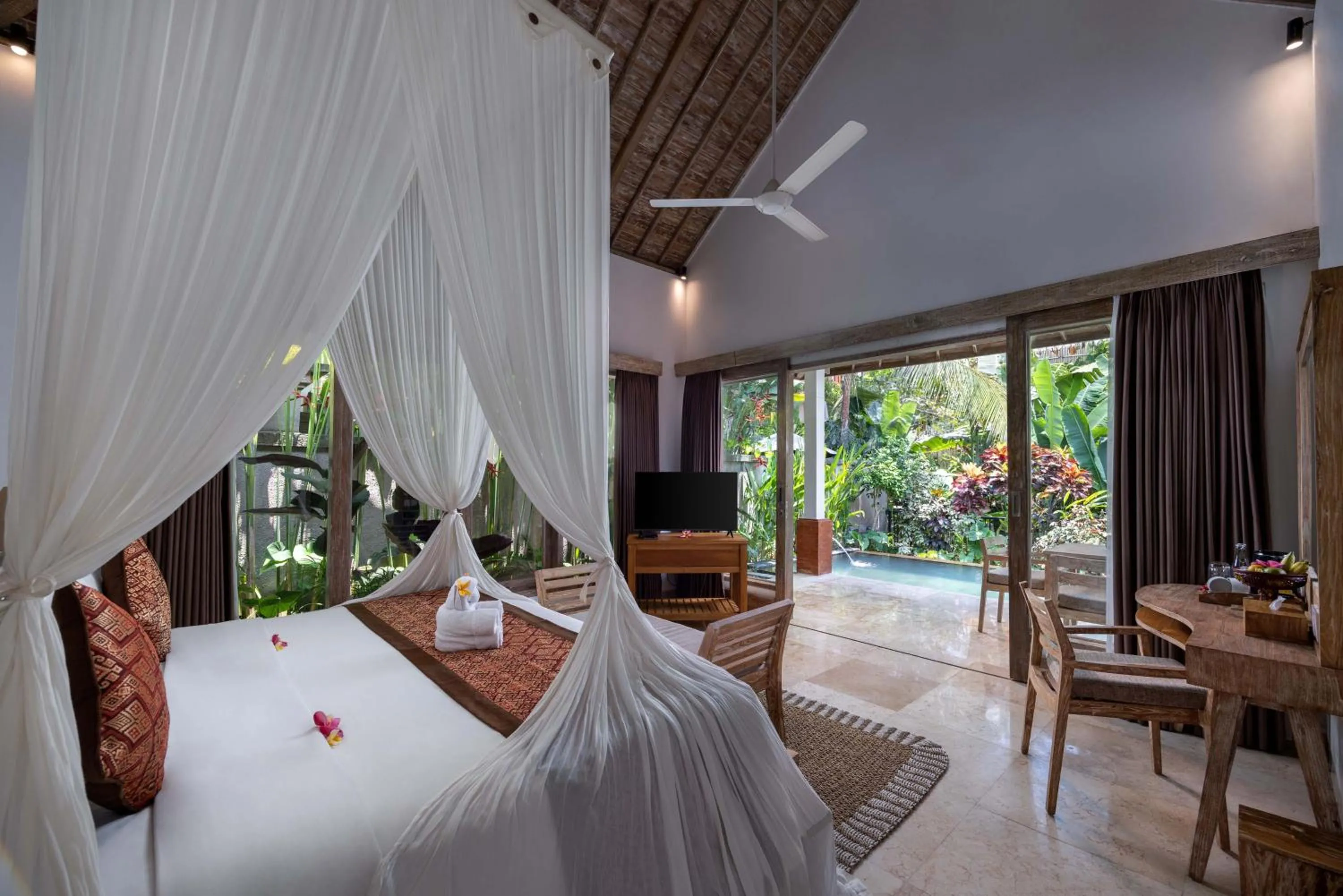 Bed in The Kalyana Ubud Resort
