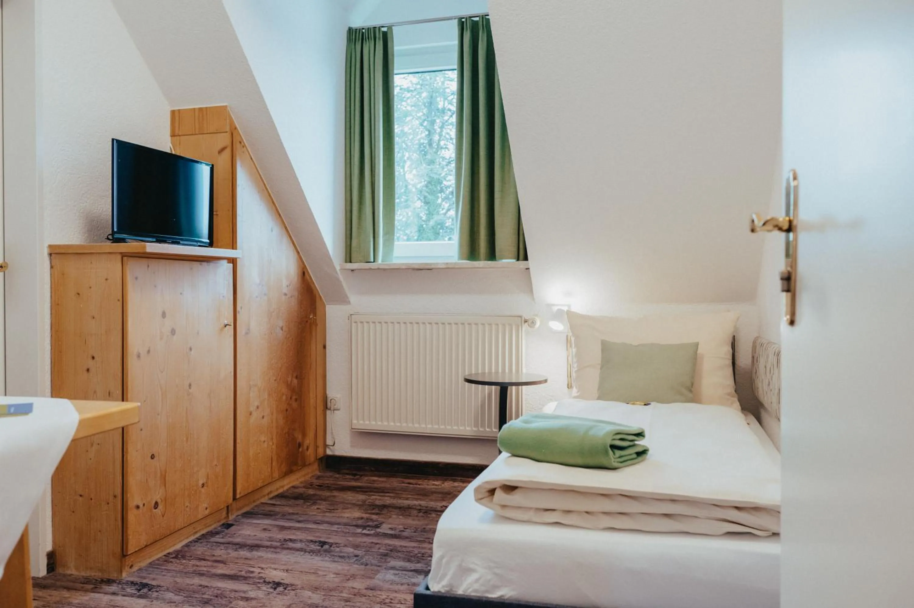 Bed in Hotel Angermeier GARNI