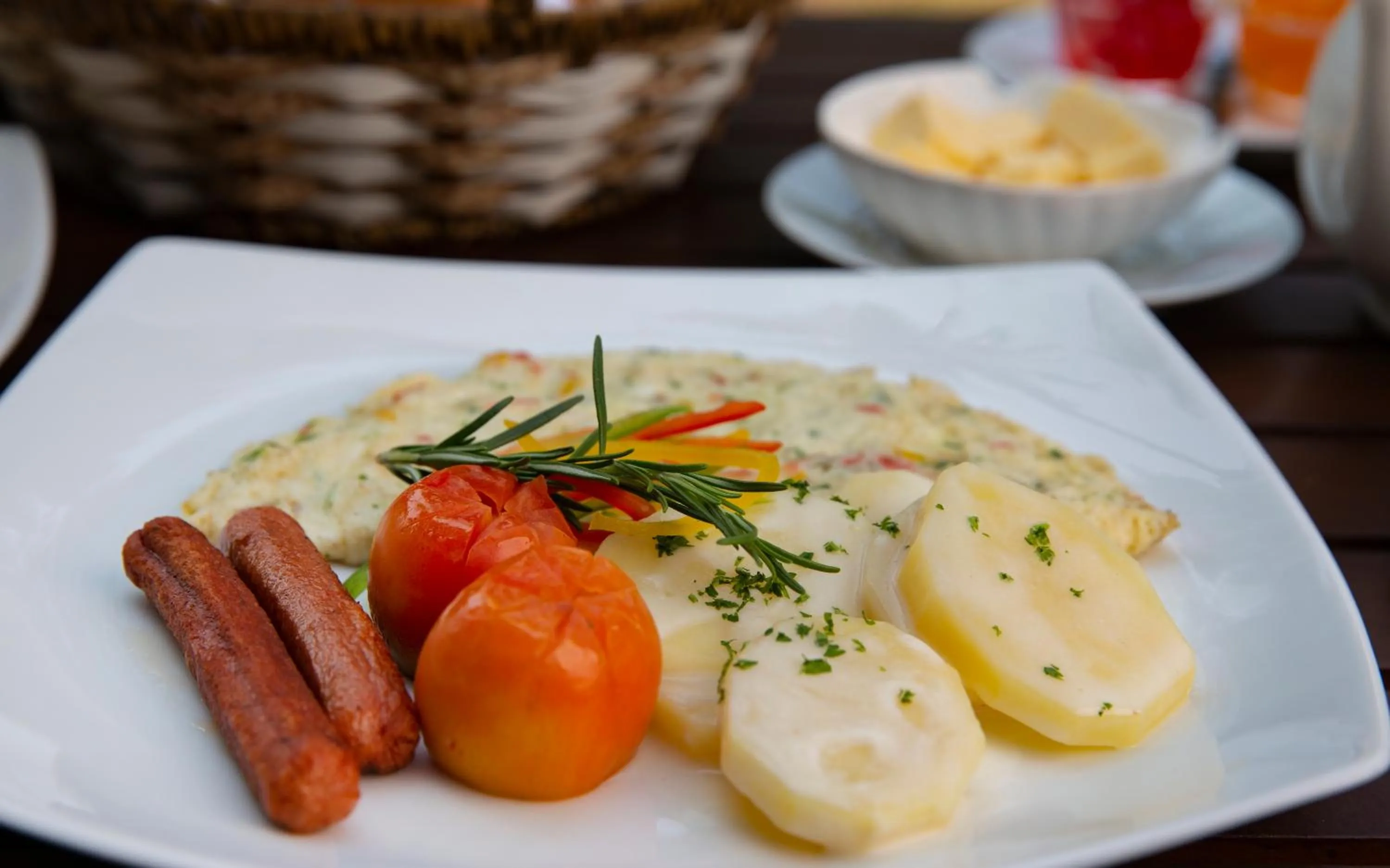 Continental breakfast in Palm Beach Inn & Sea Shells Cabanas