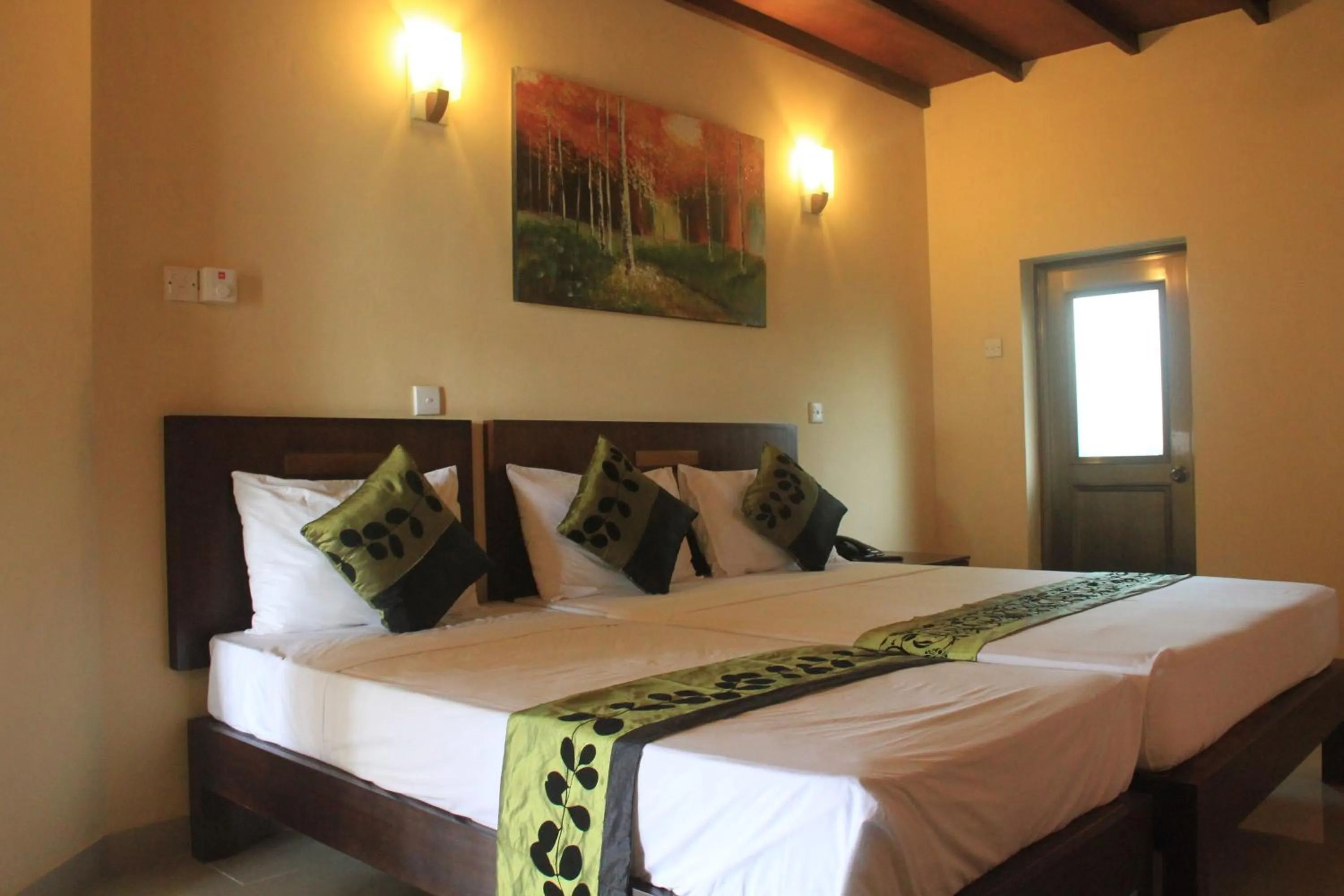 Photo of the whole room, Bed in Grand 7 Hotel Thalawathugoda