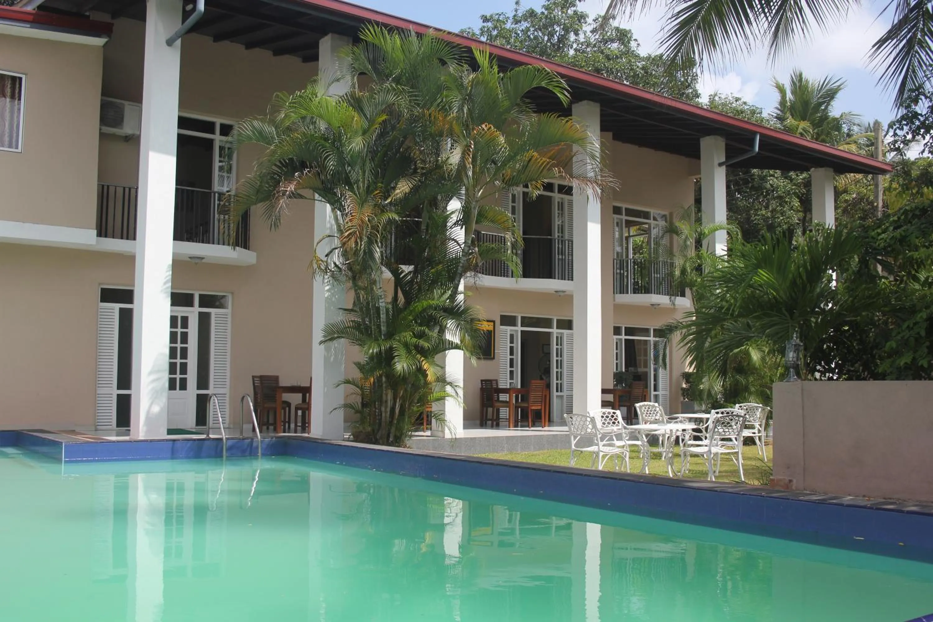 Day in Grand 7 Hotel Thalawathugoda